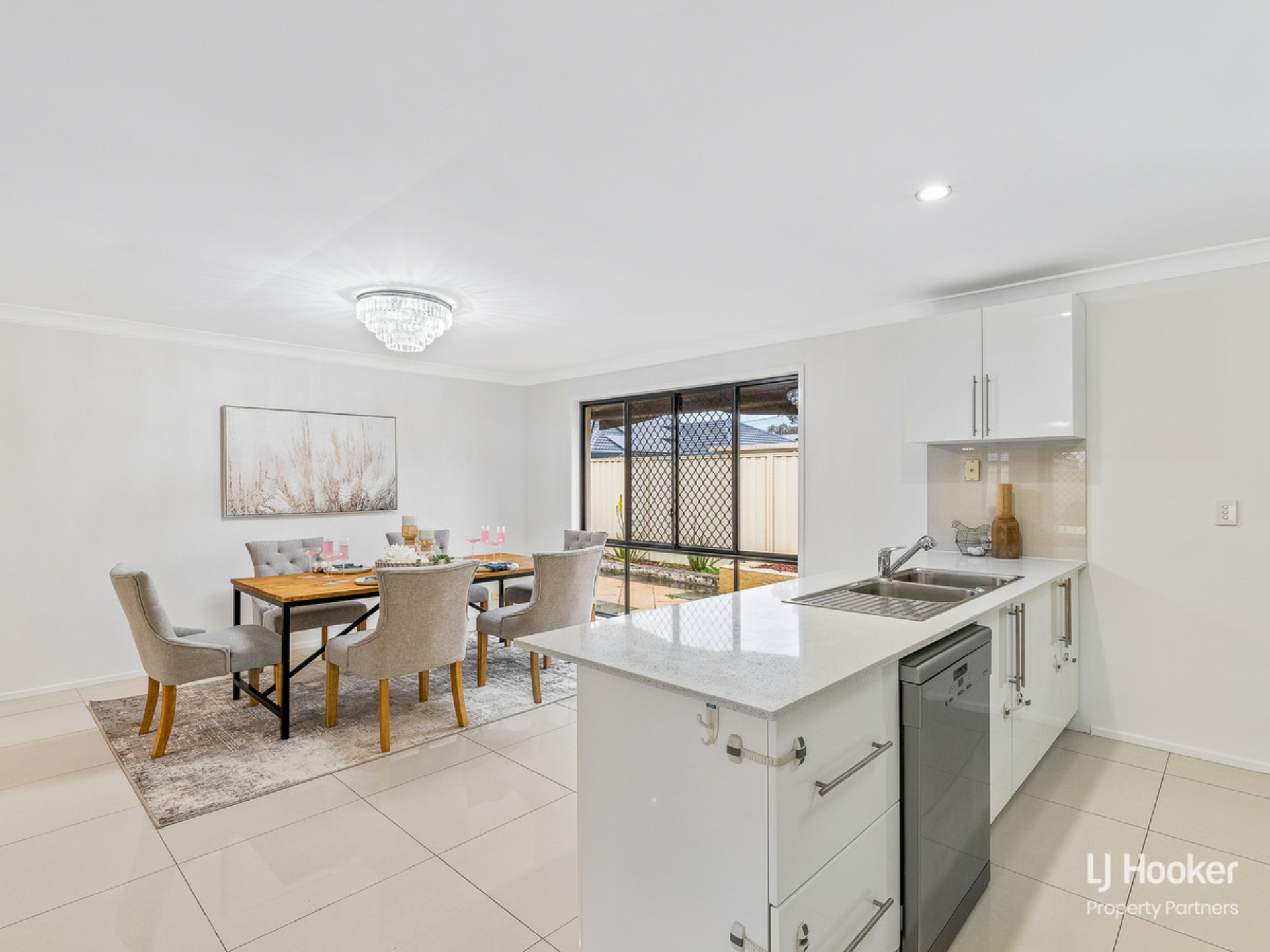 2 Hampshire Court, CALAMVALE