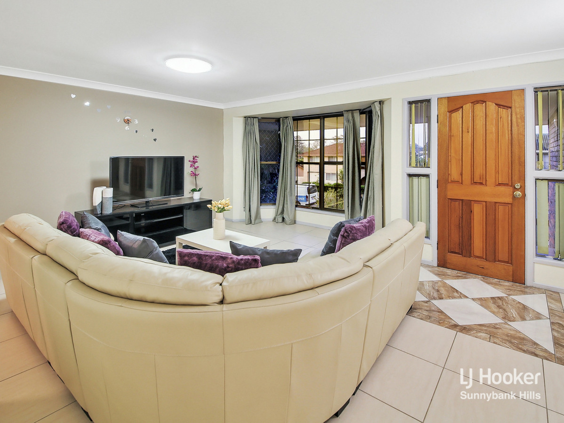12 Bramwell Street, EIGHT MILE PLAINS
