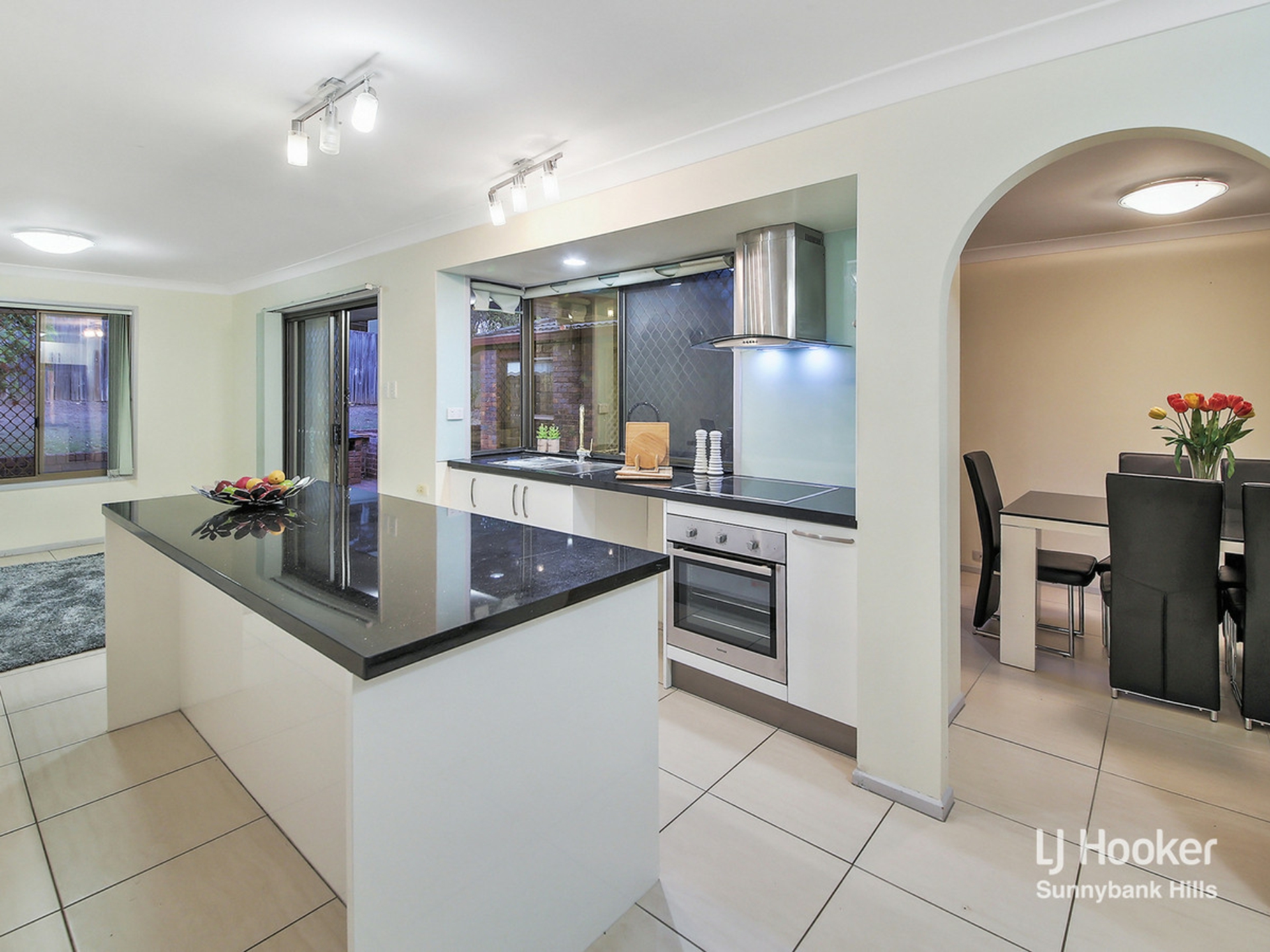 12 Bramwell Street, EIGHT MILE PLAINS