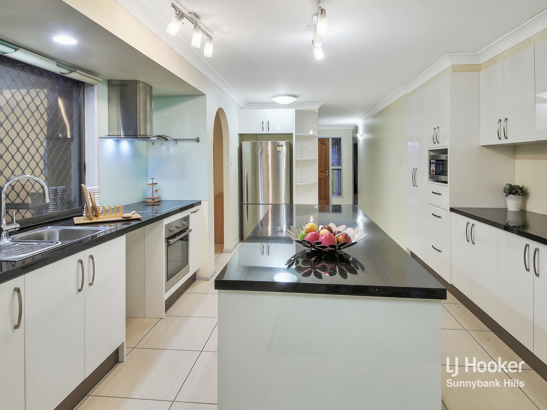 12 Bramwell Street, EIGHT MILE PLAINS