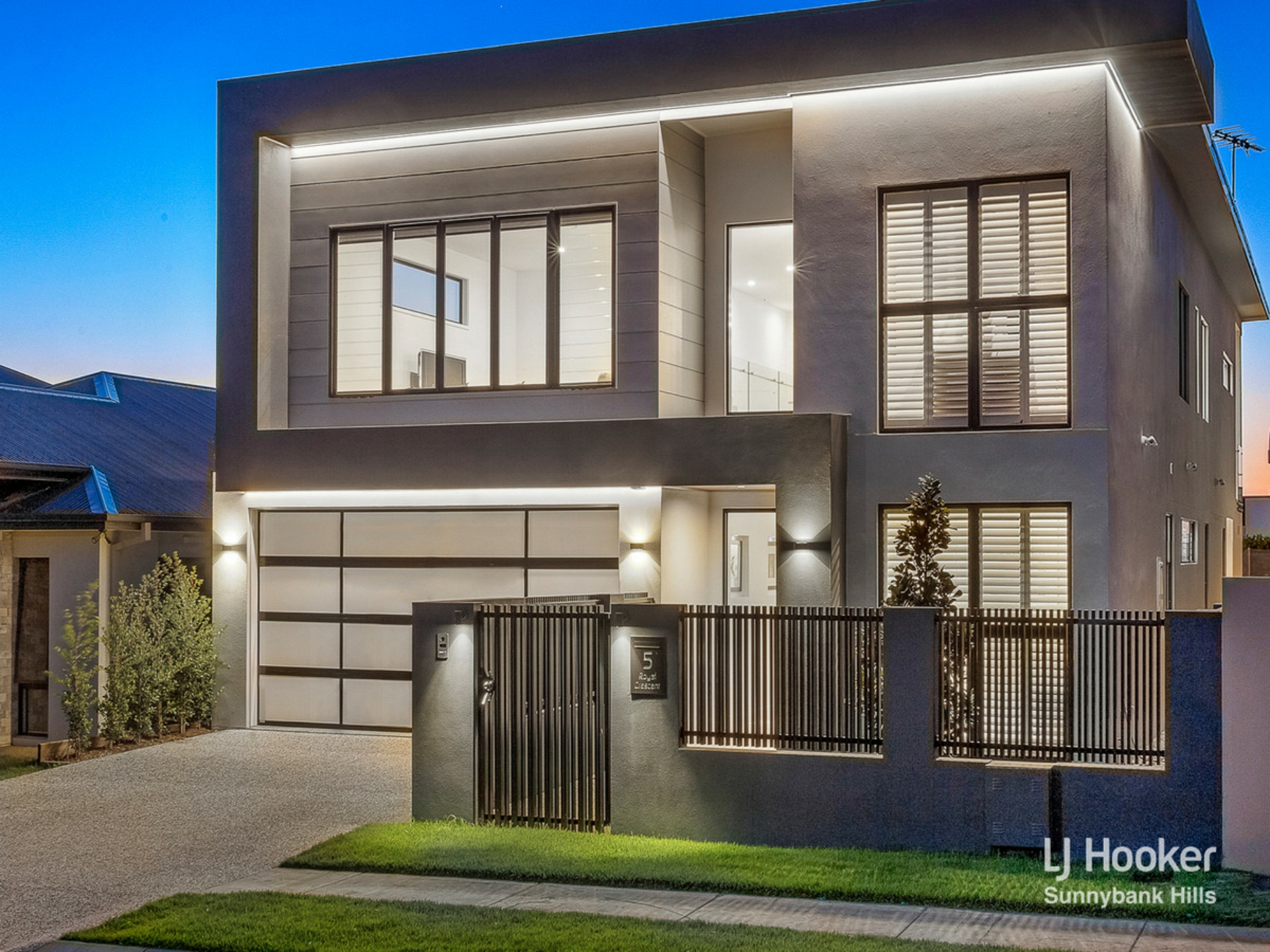 5 Royal Crescent, ROCHEDALE