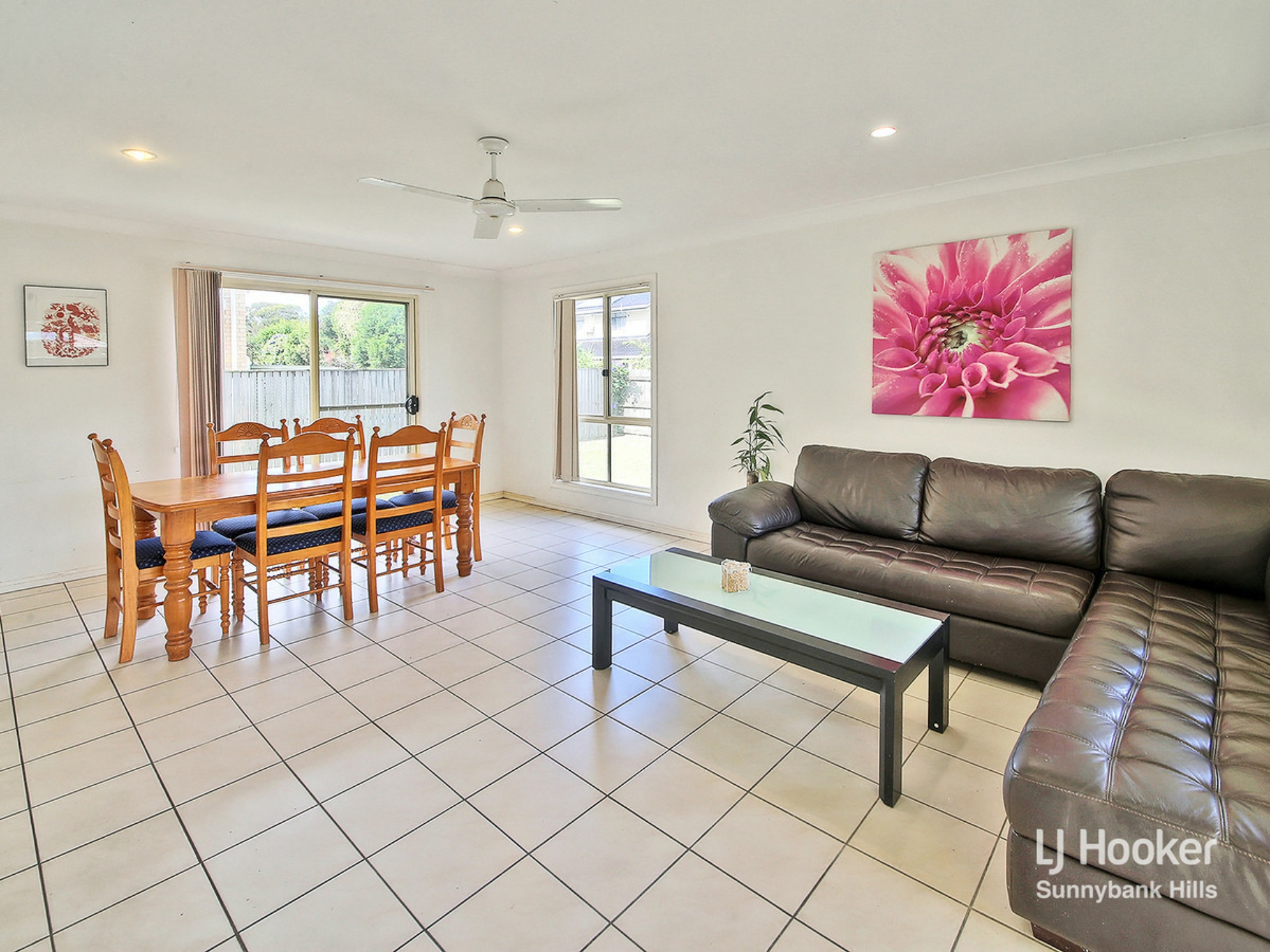 25 Tallowood Way, SUNNYBANK HILLS