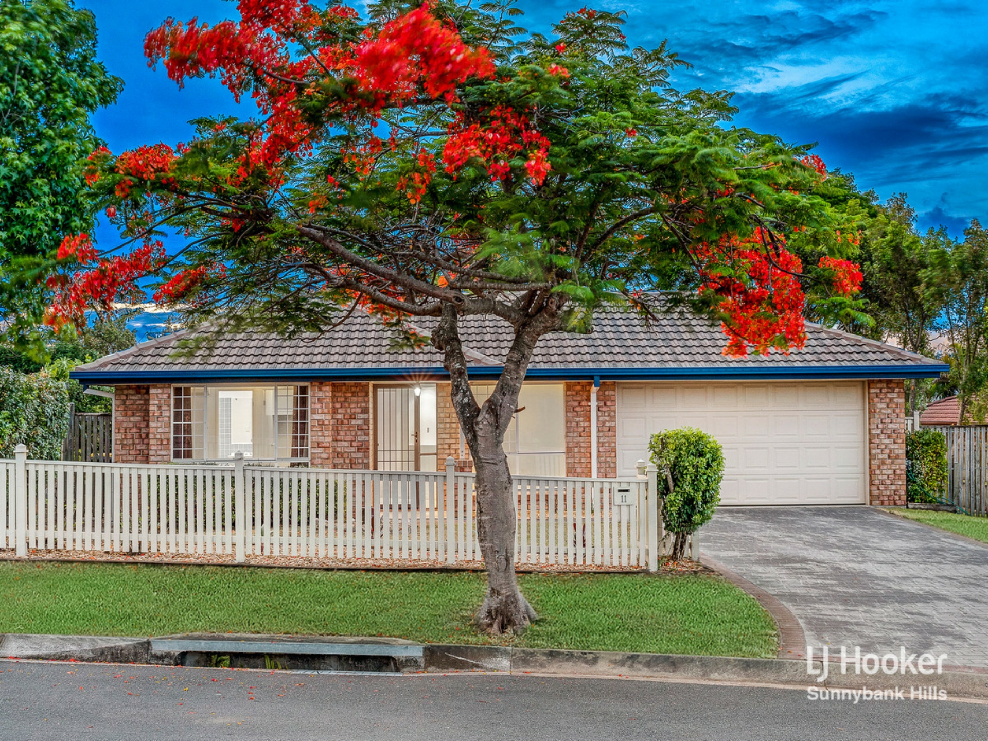 11 Swanbrook Place Parkinson QLD