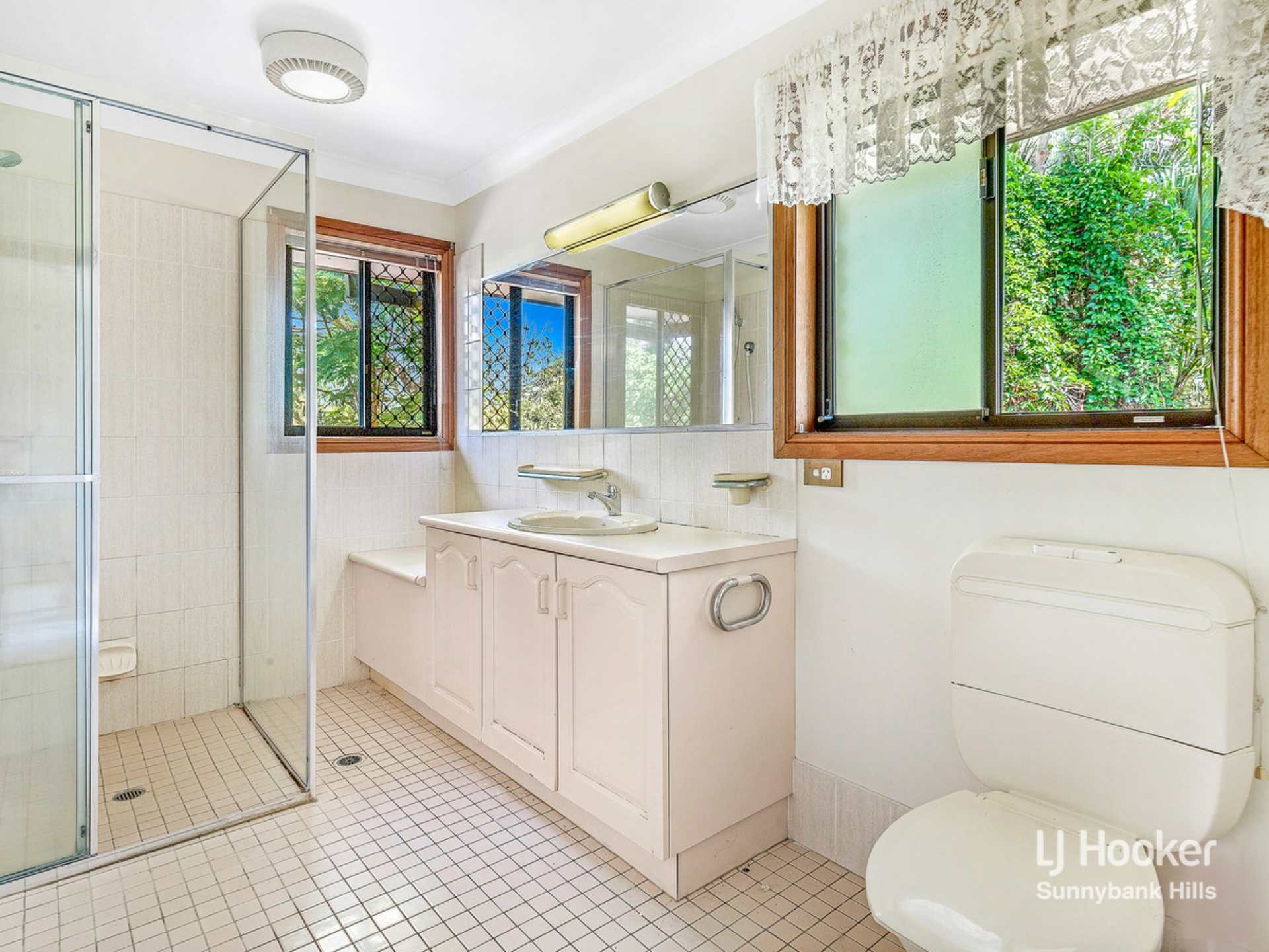 4 Gleneagles Court, SUNNYBANK