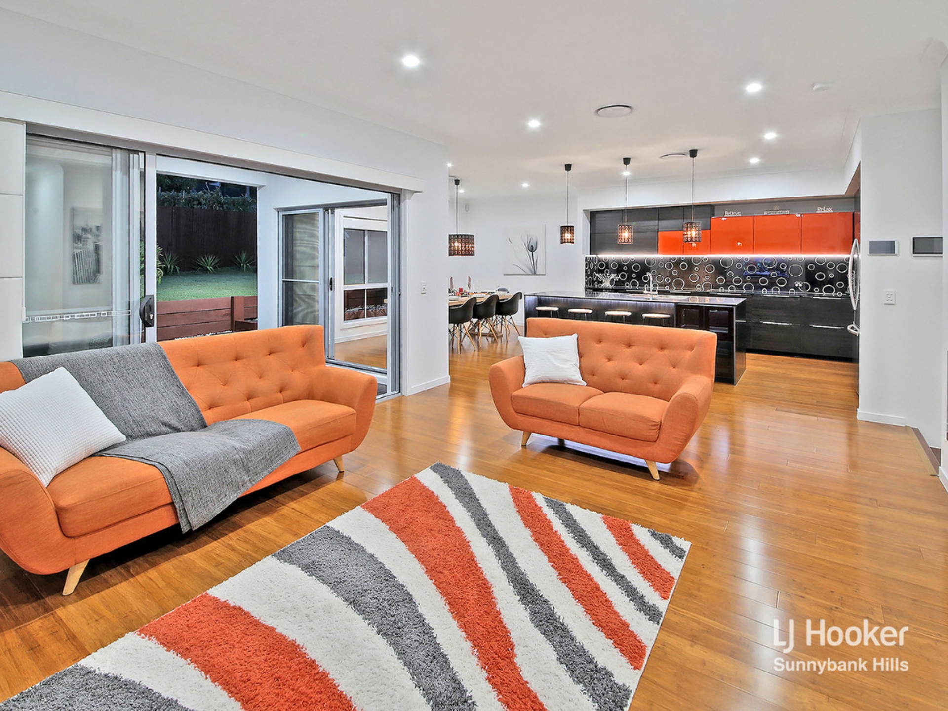 6 Sunshine Place, EIGHT MILE PLAINS