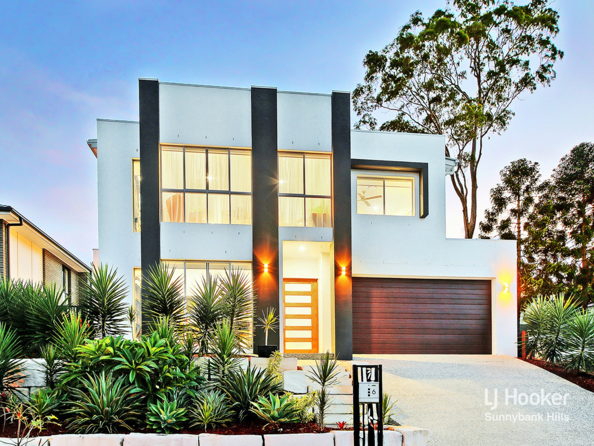 6 Sunshine Place, EIGHT MILE PLAINS