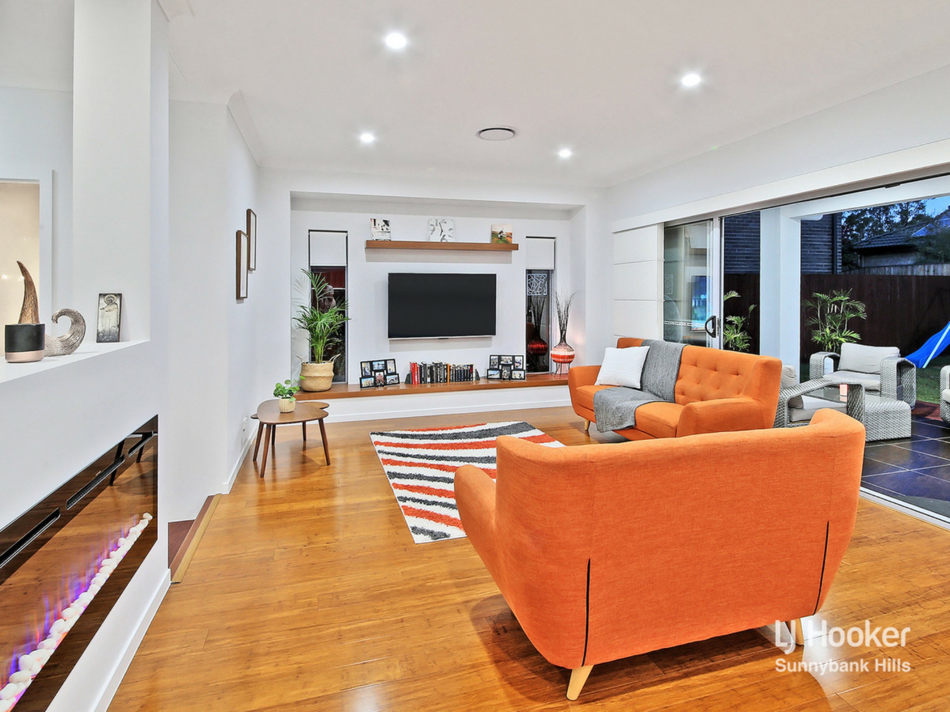 6 Sunshine Place, EIGHT MILE PLAINS