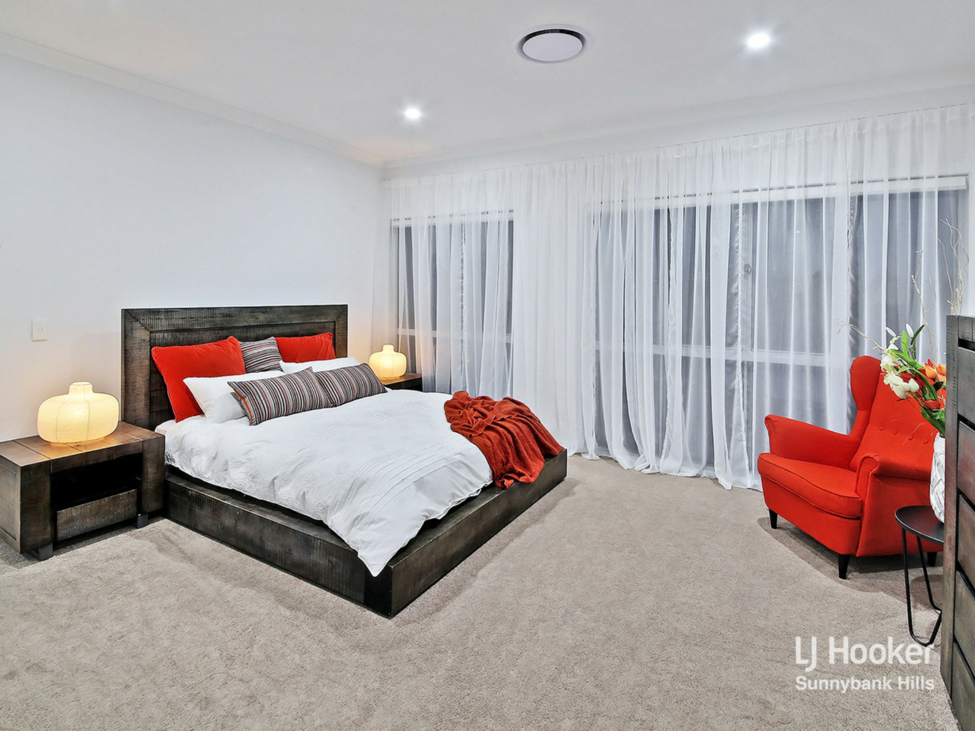 6 Sunshine Place, EIGHT MILE PLAINS