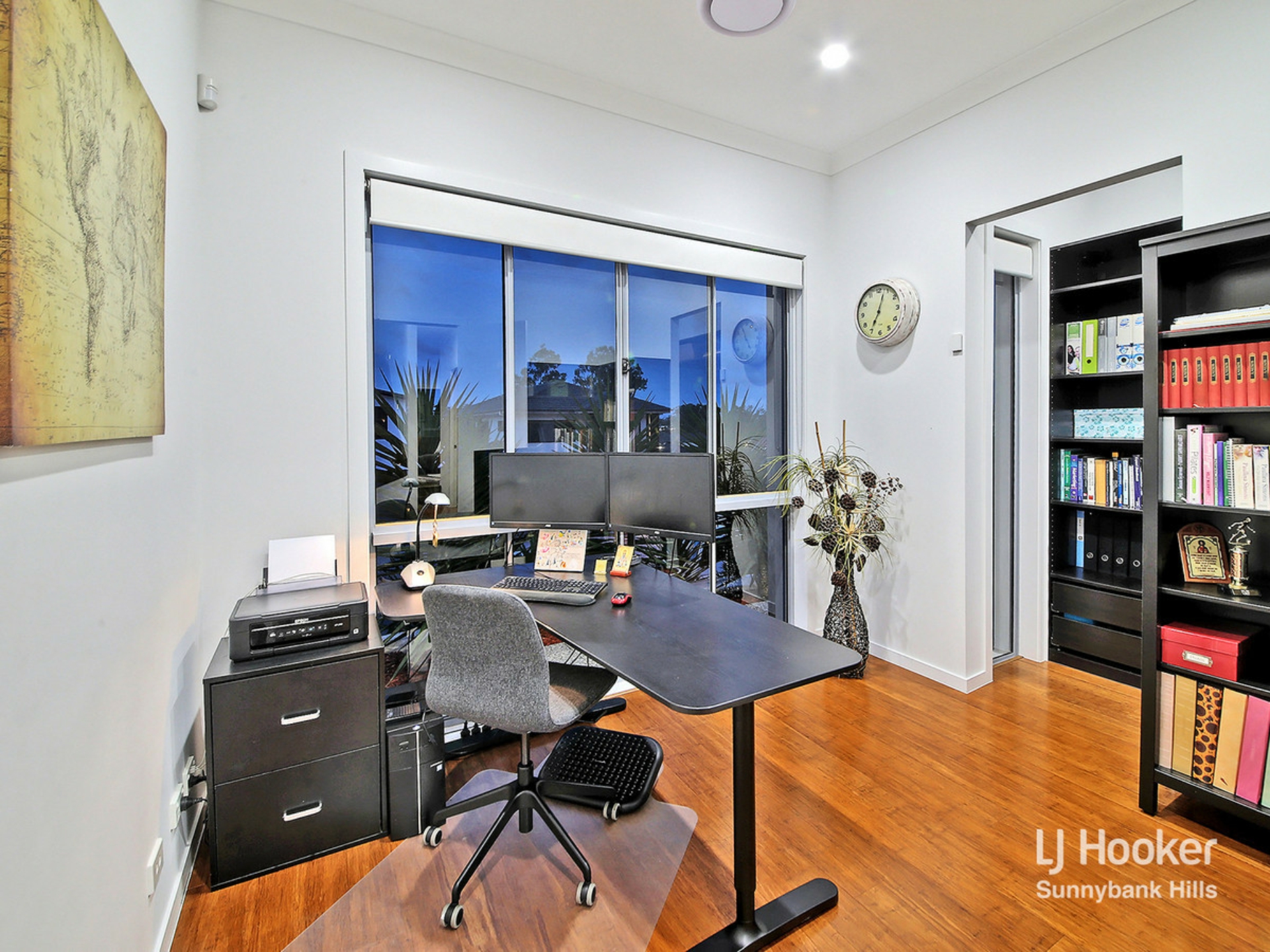 6 Sunshine Place, EIGHT MILE PLAINS