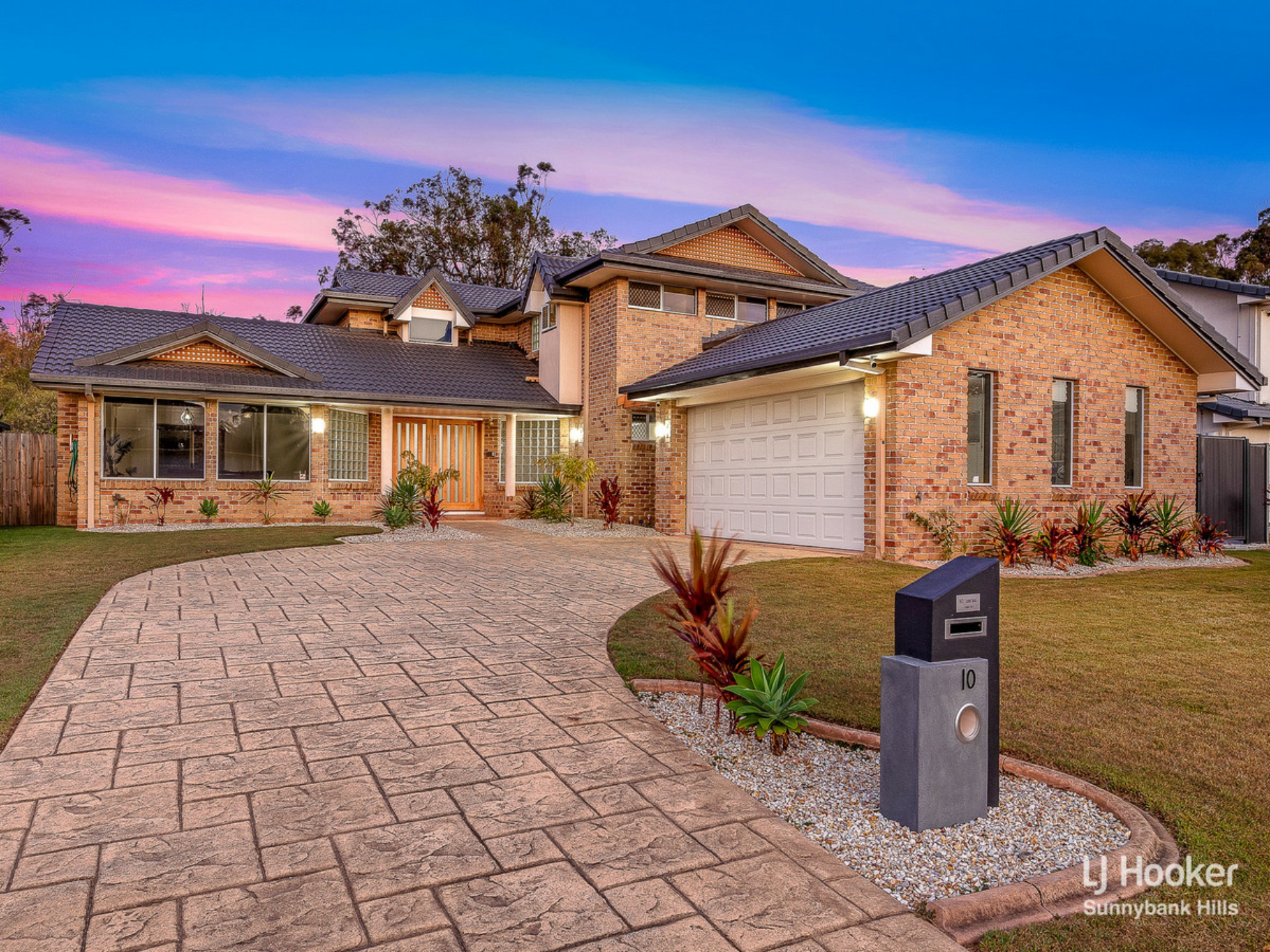 10 Poinciana Crescent, Stretton