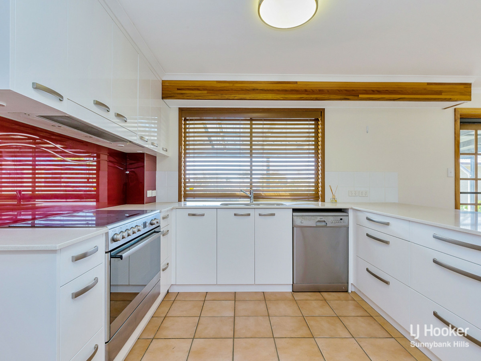 40 Pompadour Street, SUNNYBANK HILLS