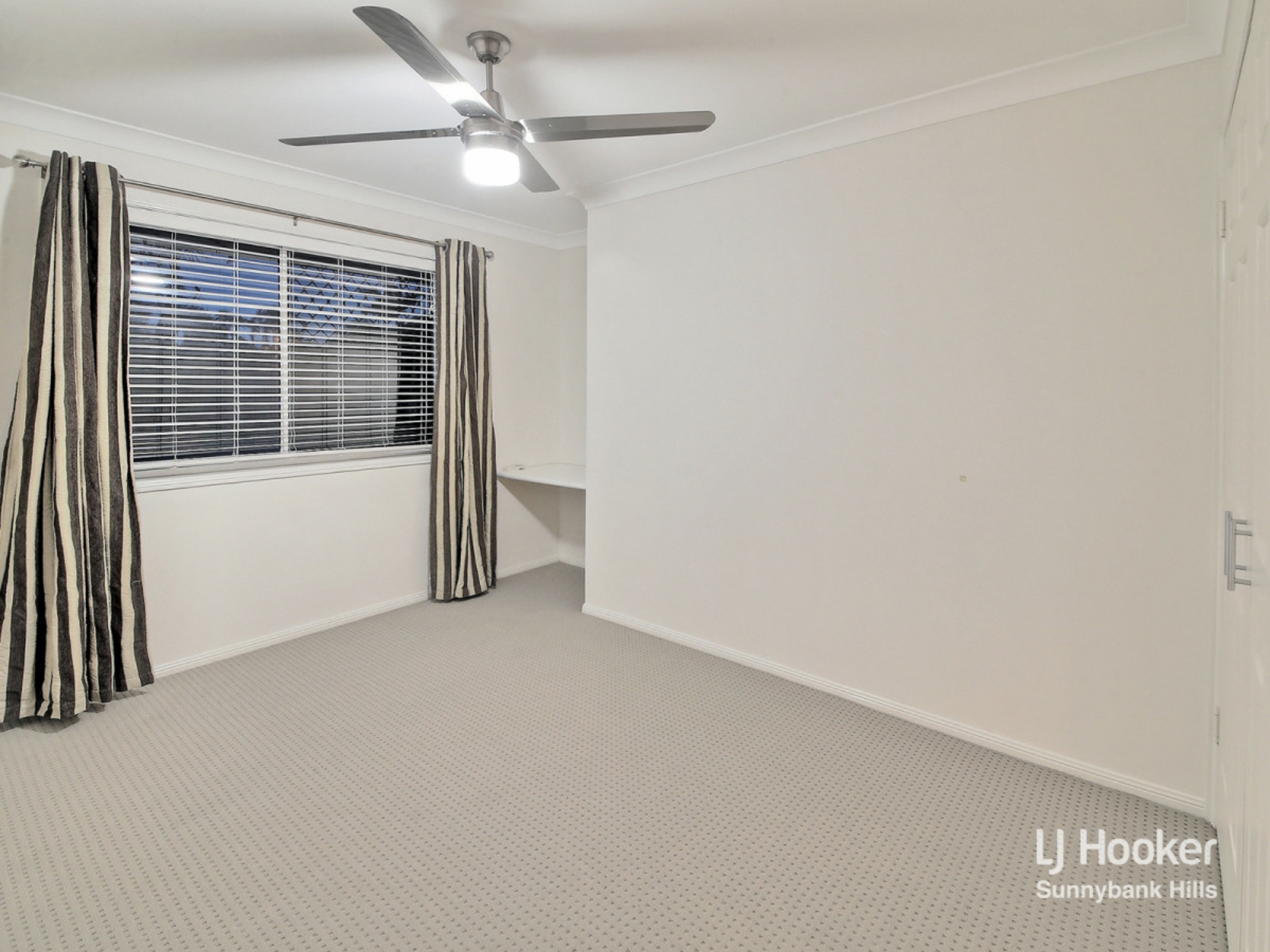 16 Juxgold Place, CALAMVALE