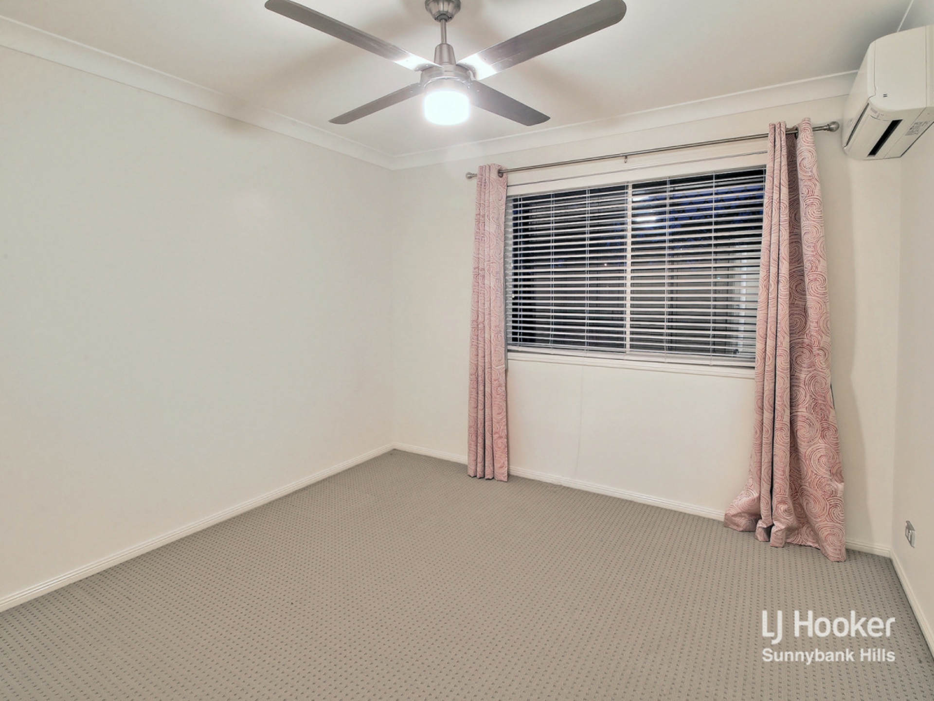 16 Juxgold Place, CALAMVALE