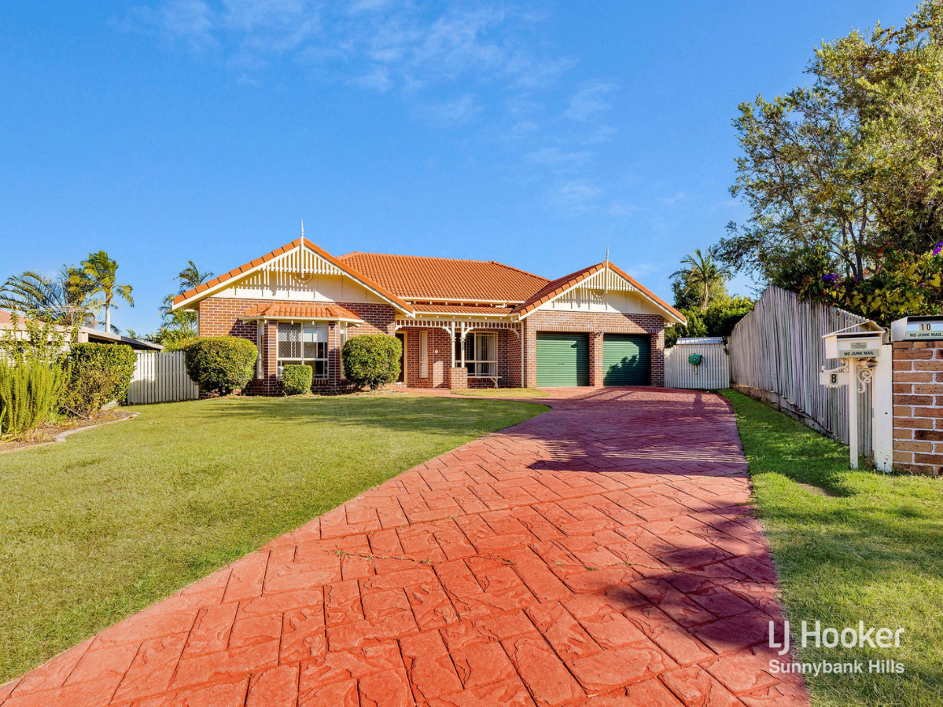 8 Gilgai Close Parkinson QLD