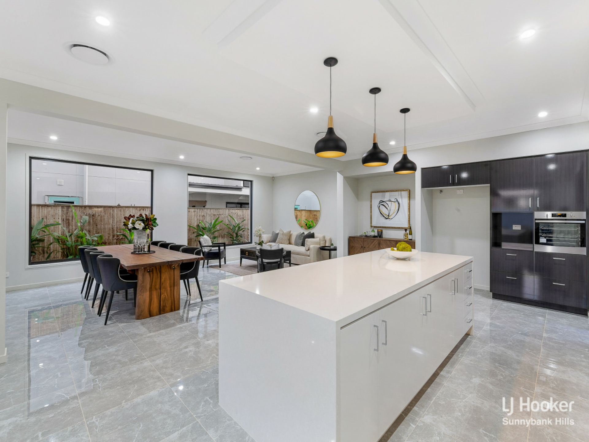 2 Amethyst Street, ROCHEDALE