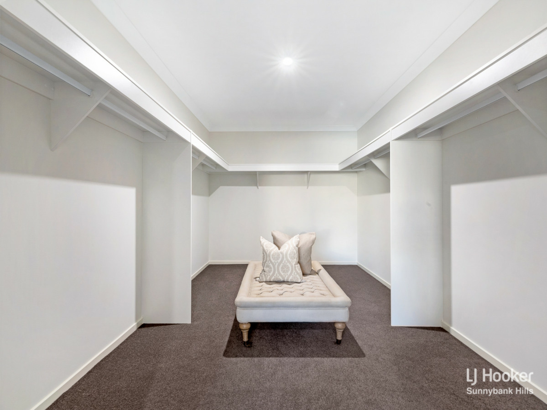 2 Amethyst Street, ROCHEDALE