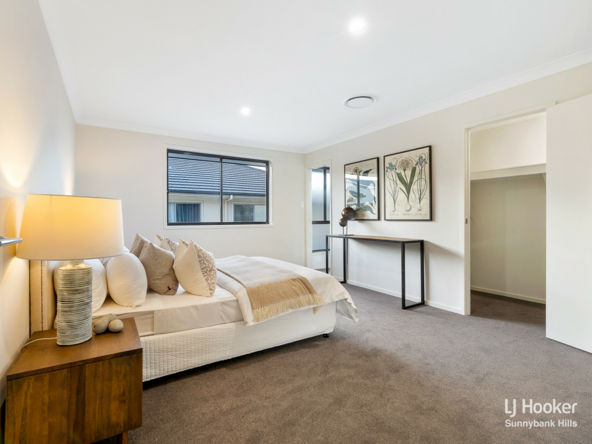 2 Amethyst Street, ROCHEDALE