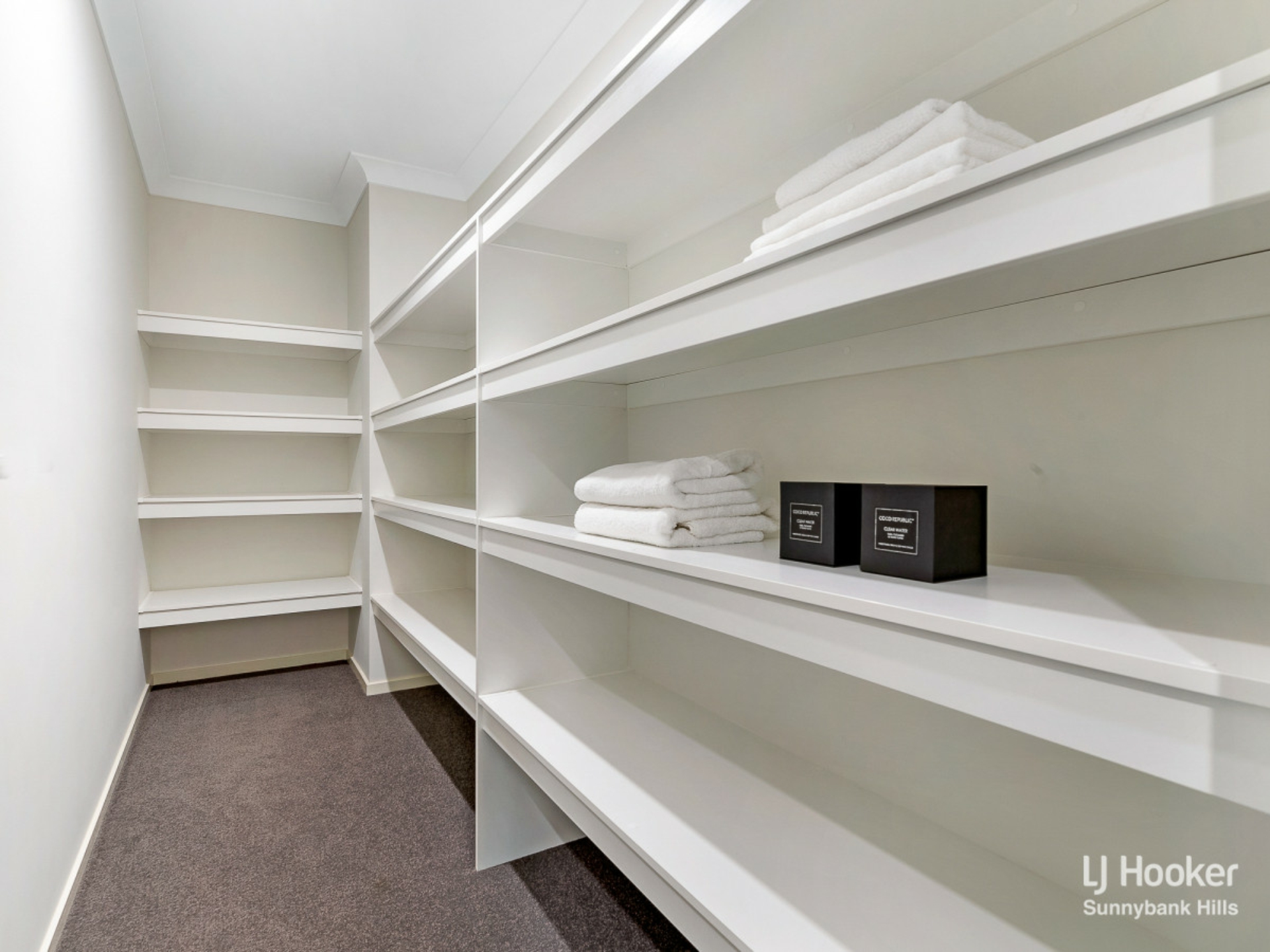 2 Amethyst Street, ROCHEDALE