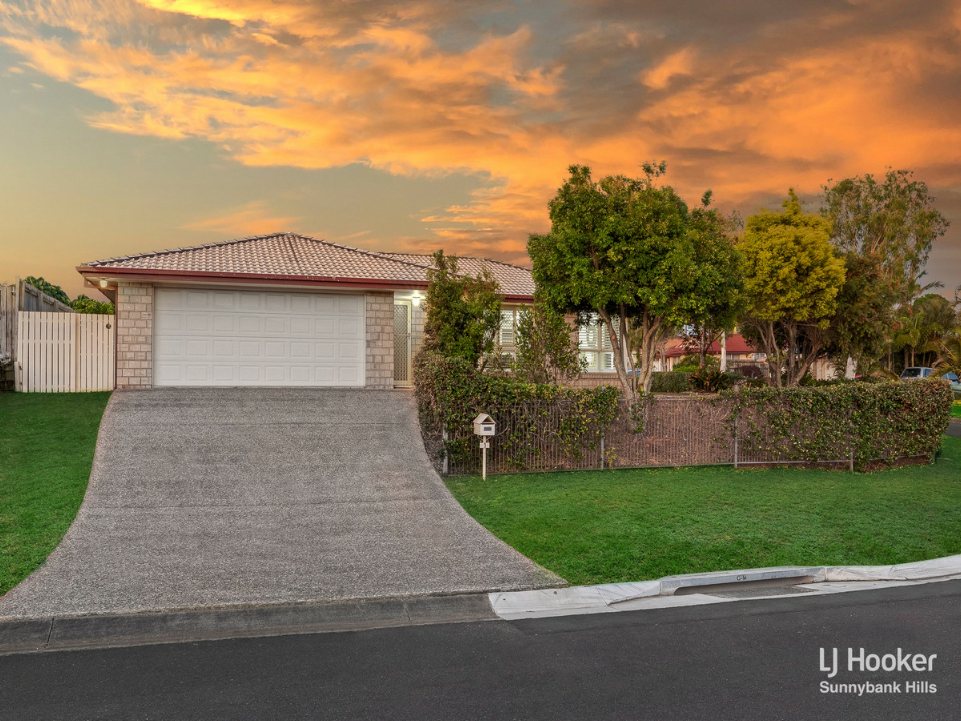 1 Dalmaso Close, BIRKDALE