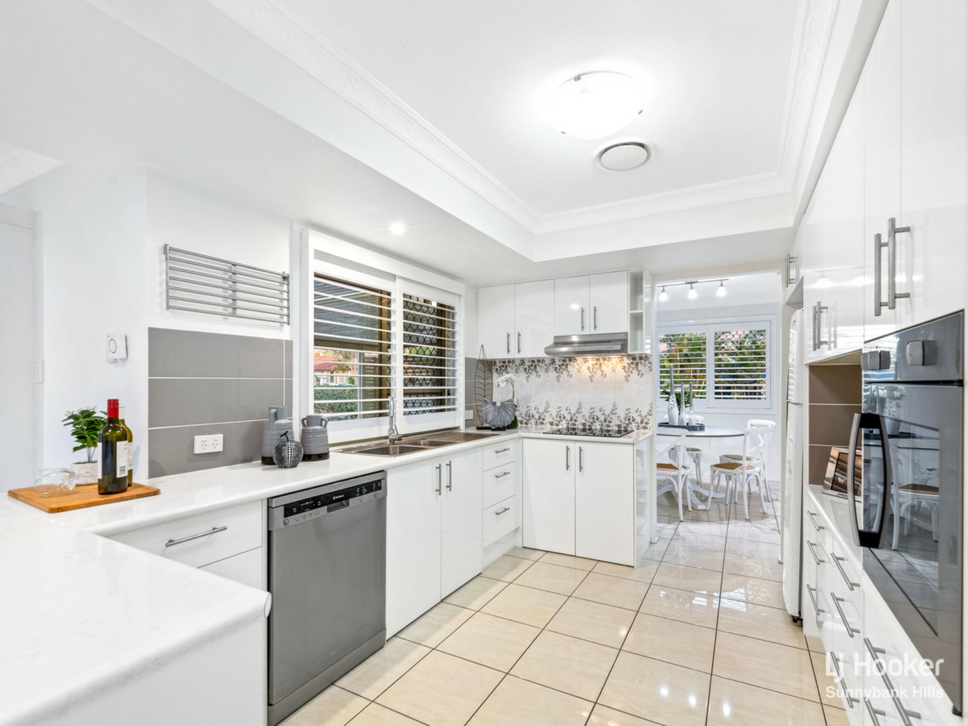 1 Dalmaso Close, BIRKDALE