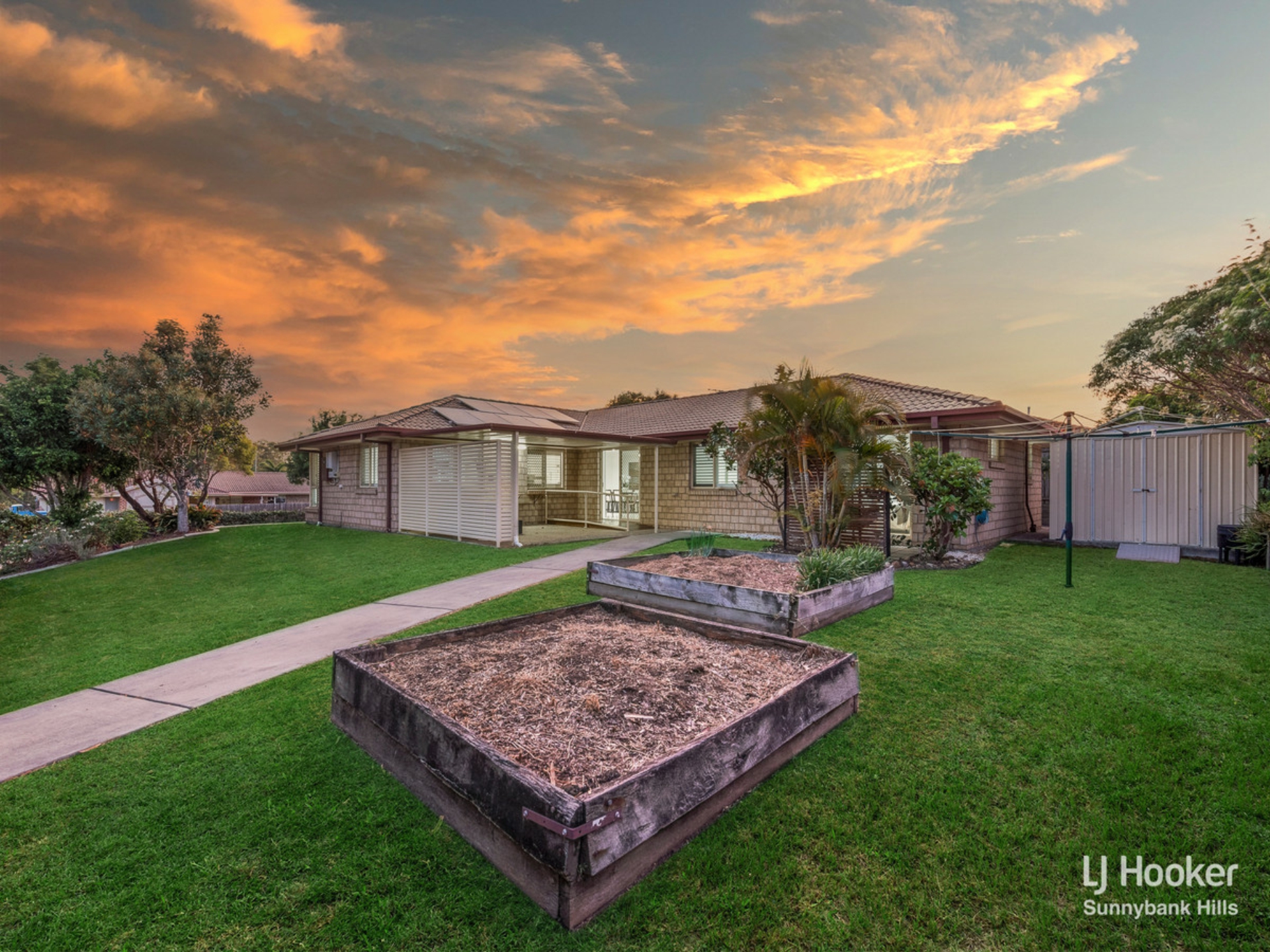 1 Dalmaso Close, BIRKDALE