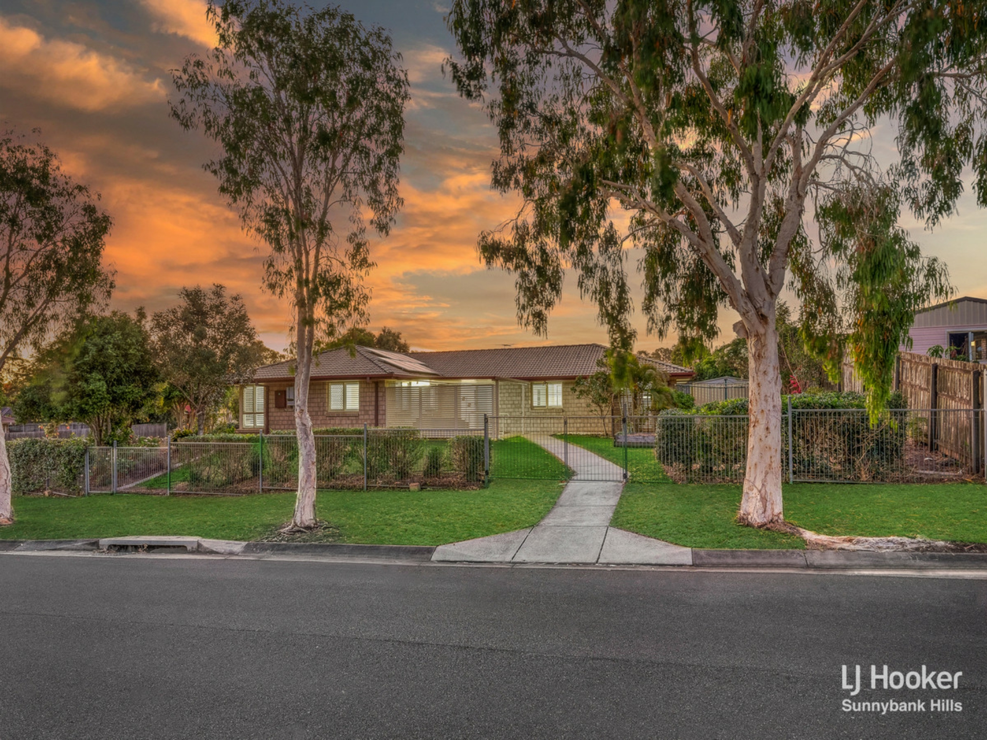 1 Dalmaso Close, BIRKDALE