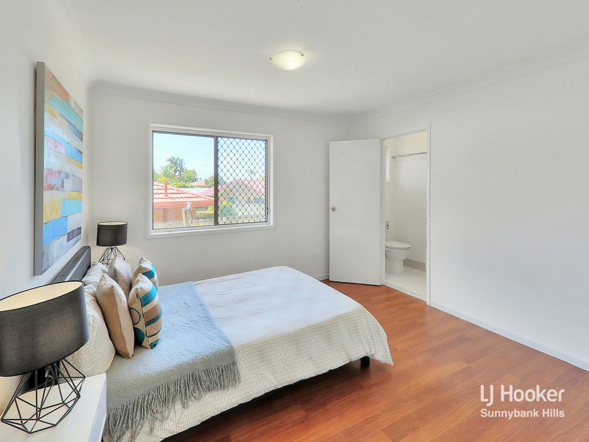 6 Nutwood Street, SUNNYBANK HILLS