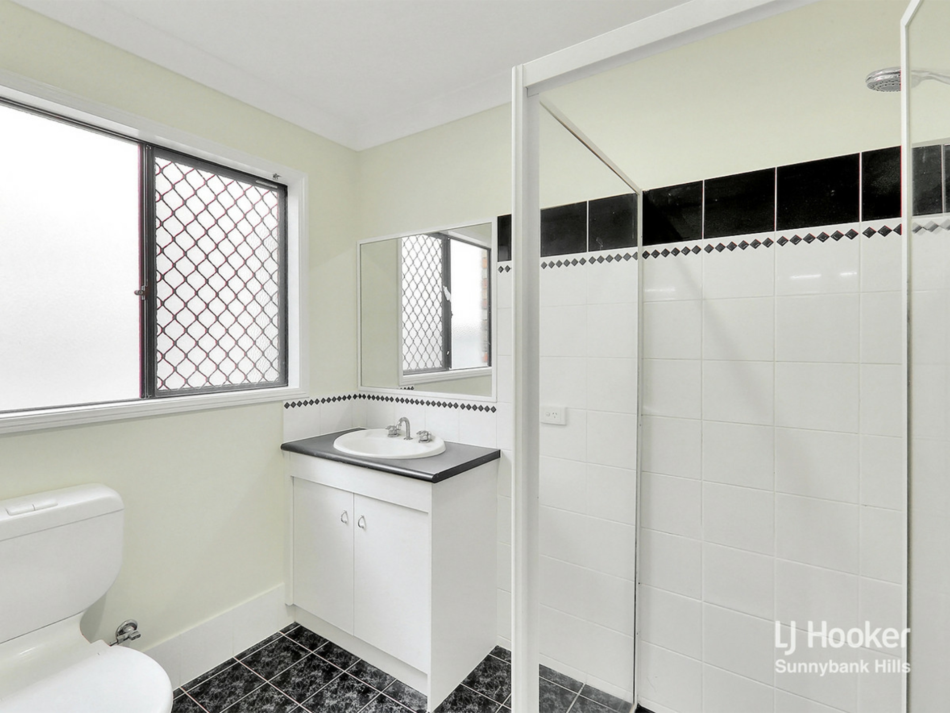 2 Mount Walker Court, ALGESTER