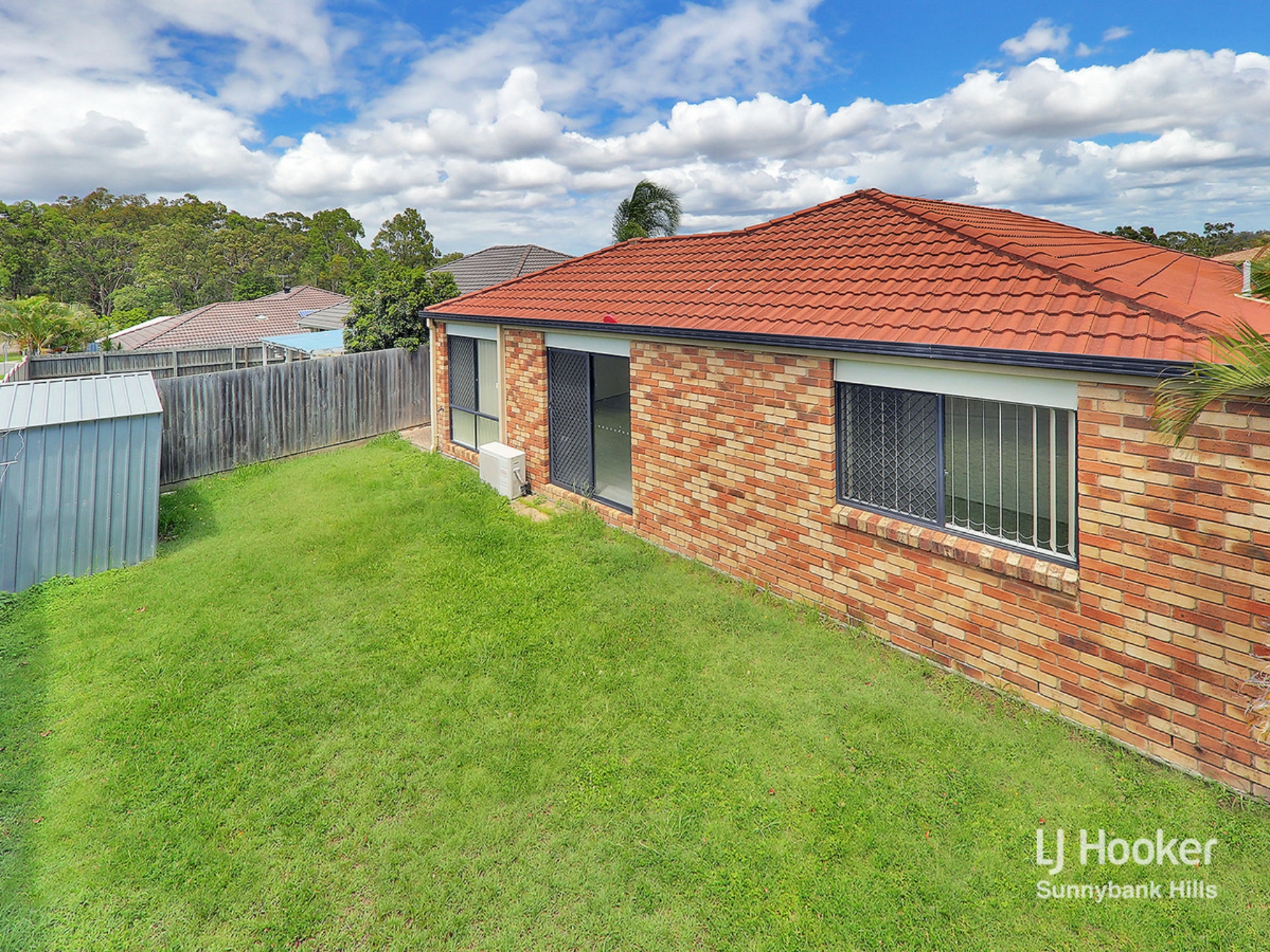 2 Mount Walker Court, ALGESTER