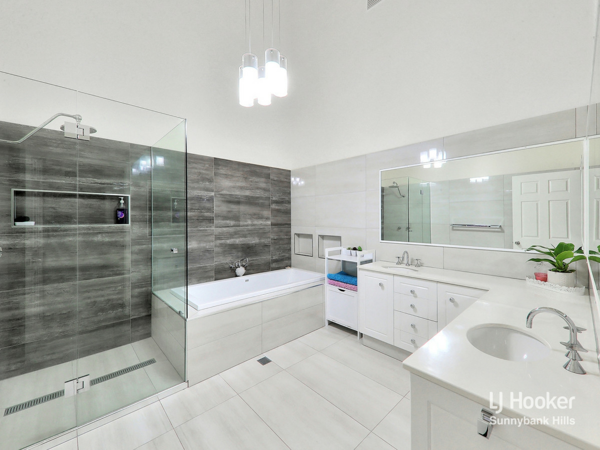 176 Springwood Road, SPRINGWOOD