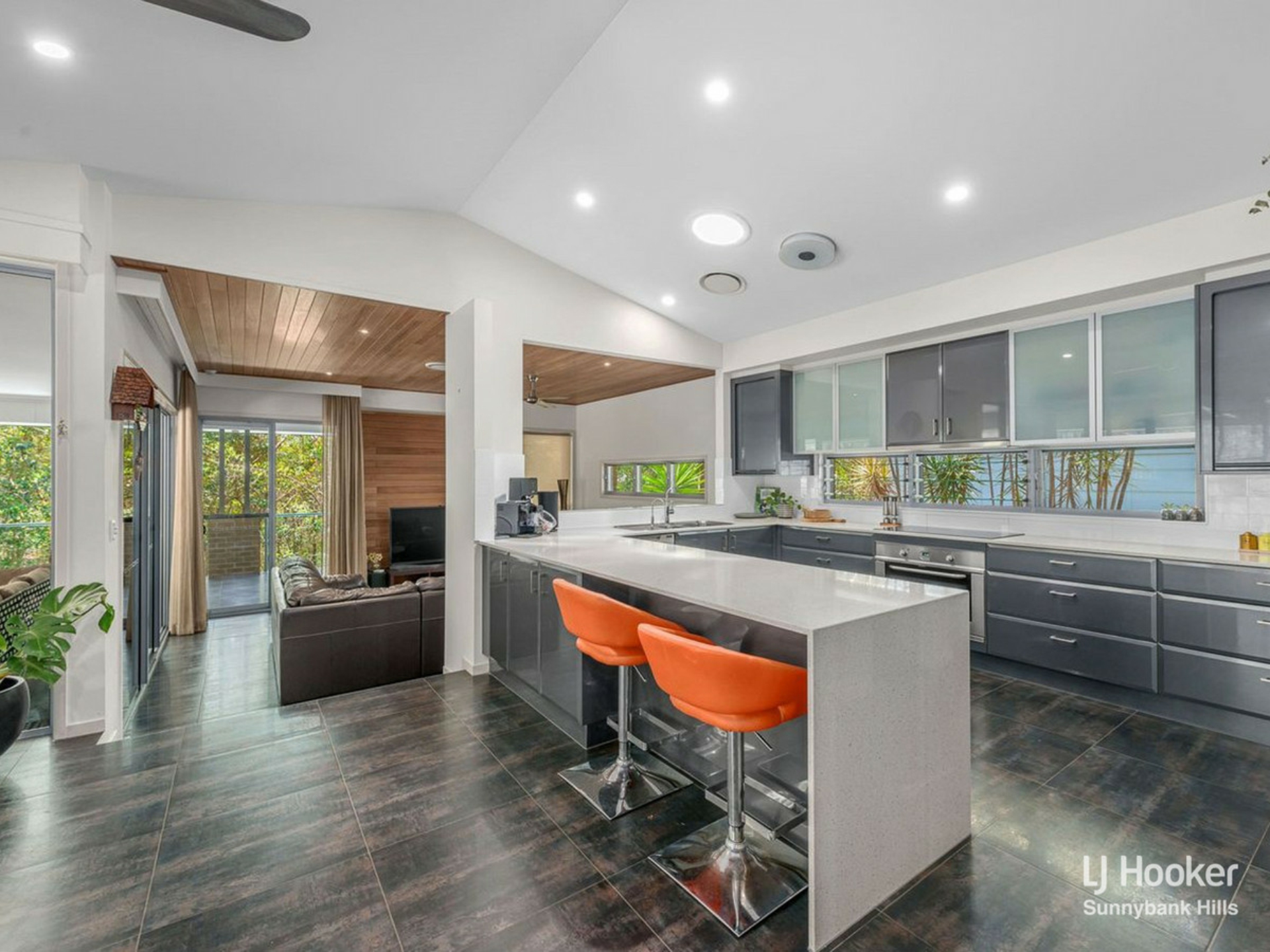 6 Windmill Street, TARRAGINDI