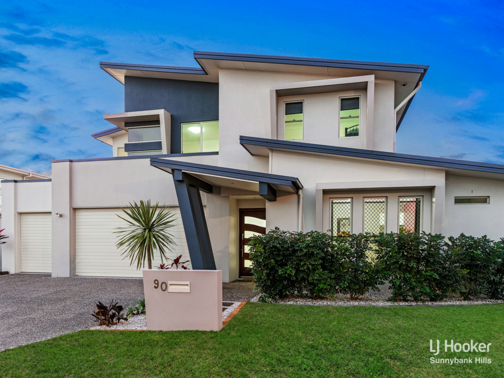 90 Skyview Avenue Rochedale QLD