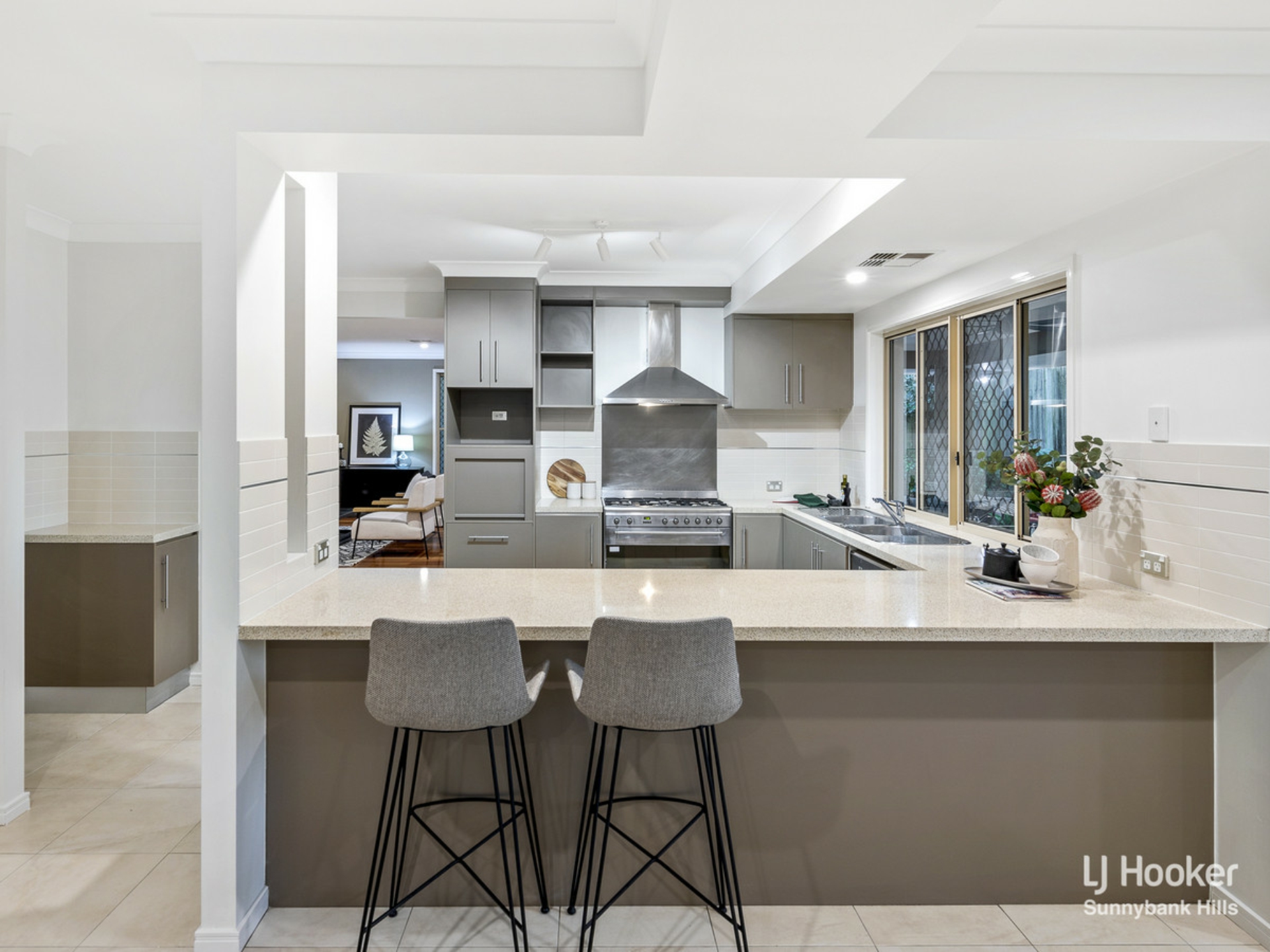 6 Trevi Close, EIGHT MILE PLAINS