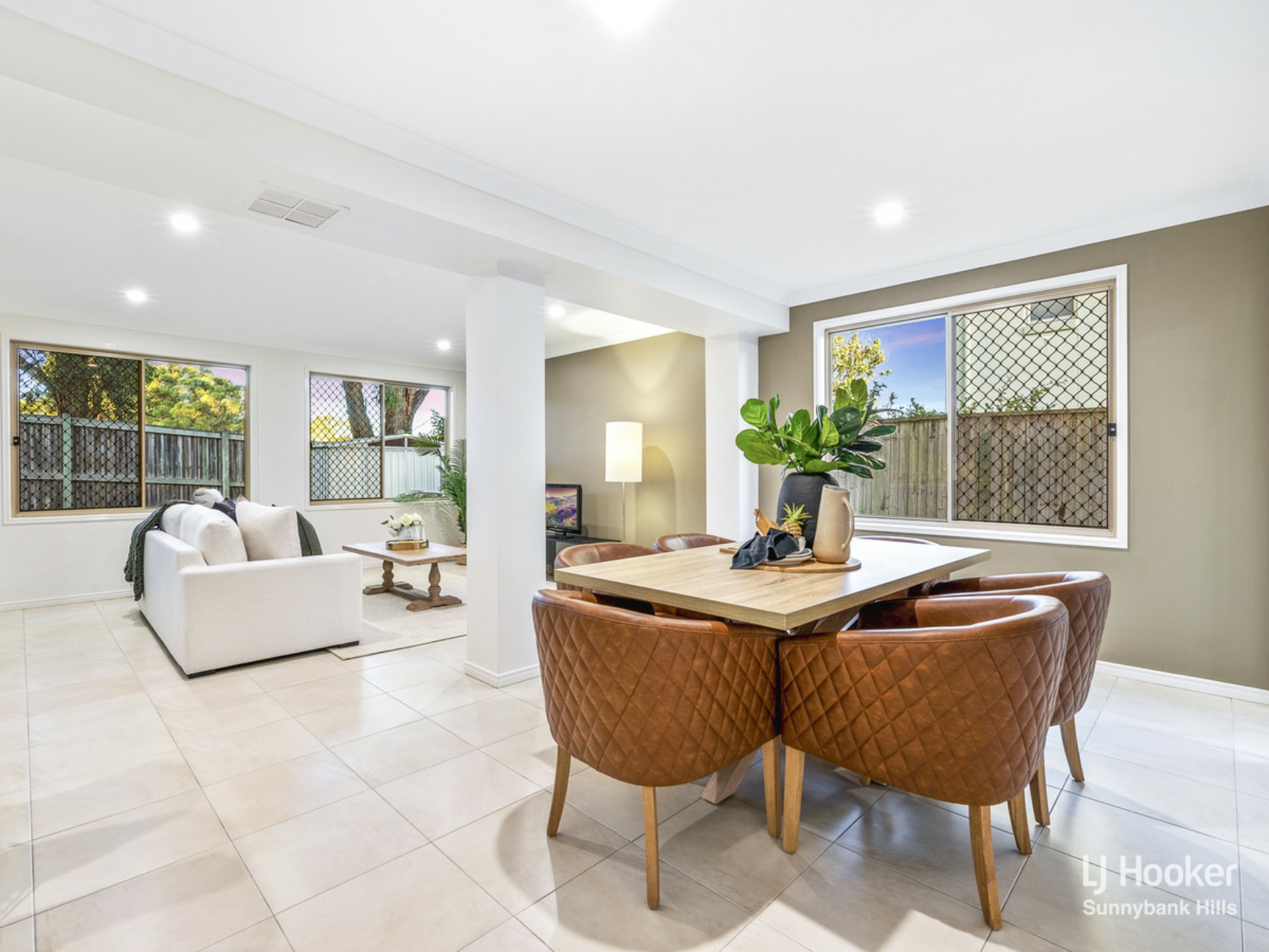 6 Trevi Close, EIGHT MILE PLAINS