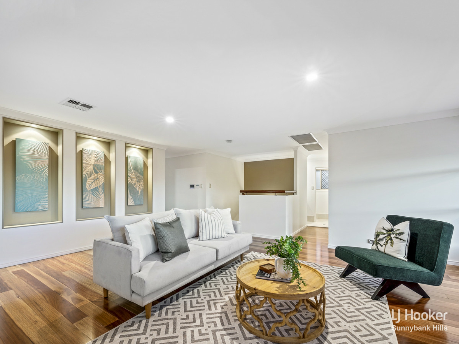 6 Trevi Close, EIGHT MILE PLAINS