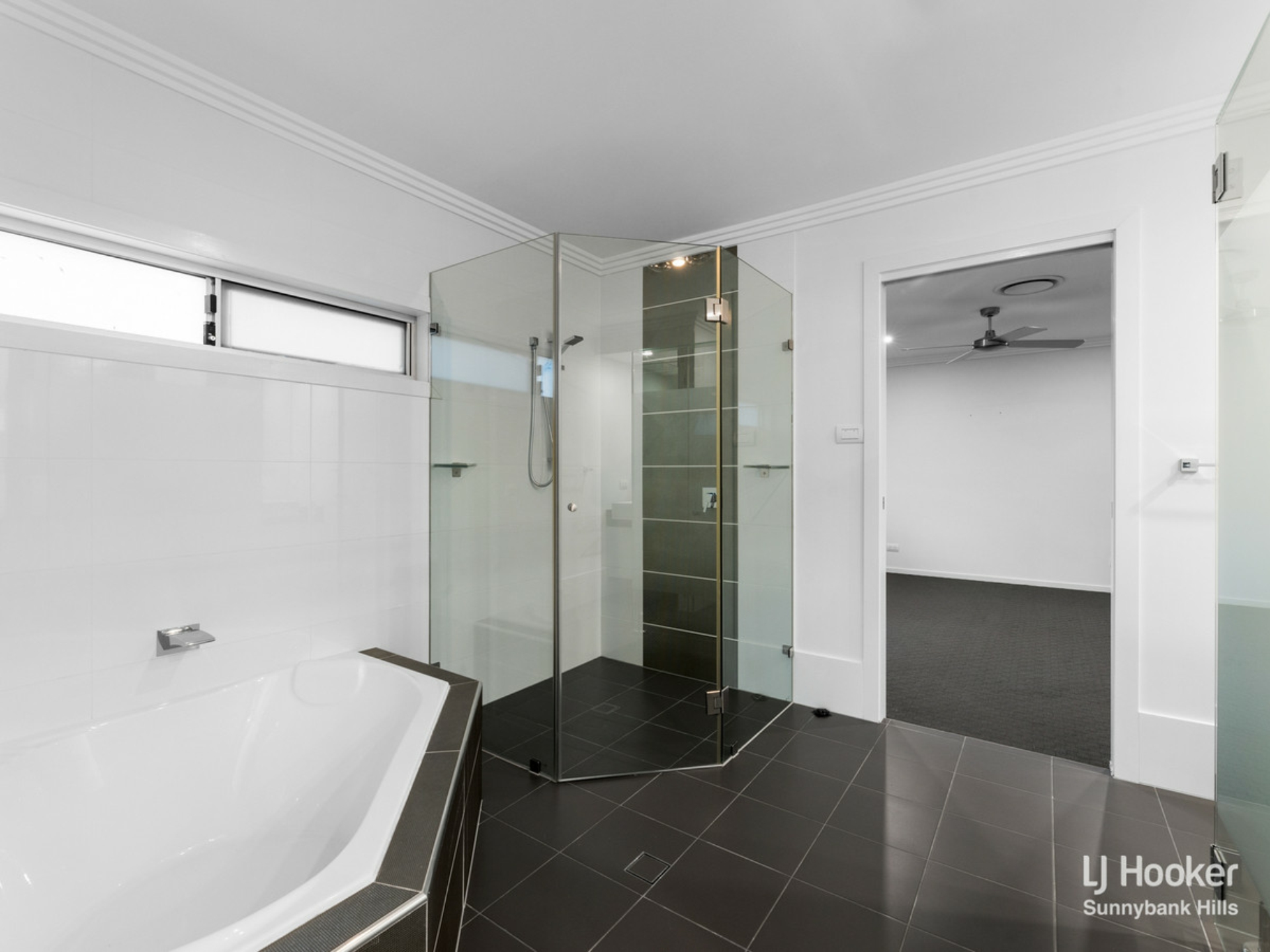 16 Snowbell Close, STRETTON