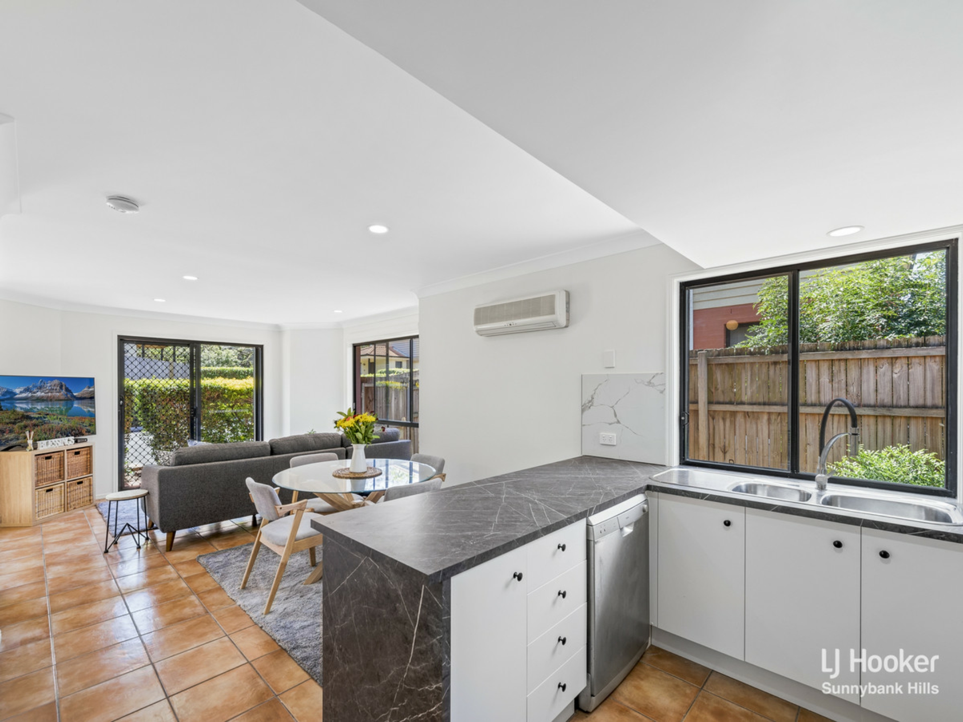 19/1158 Cavendish Road, MOUNT GRAVATT EAST