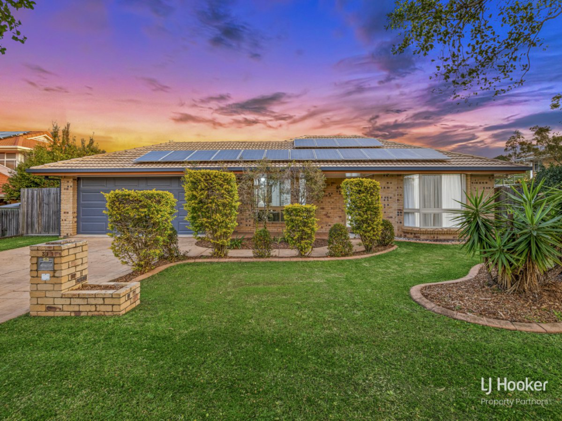 31 Gagarra Street, EIGHT MILE PLAINS