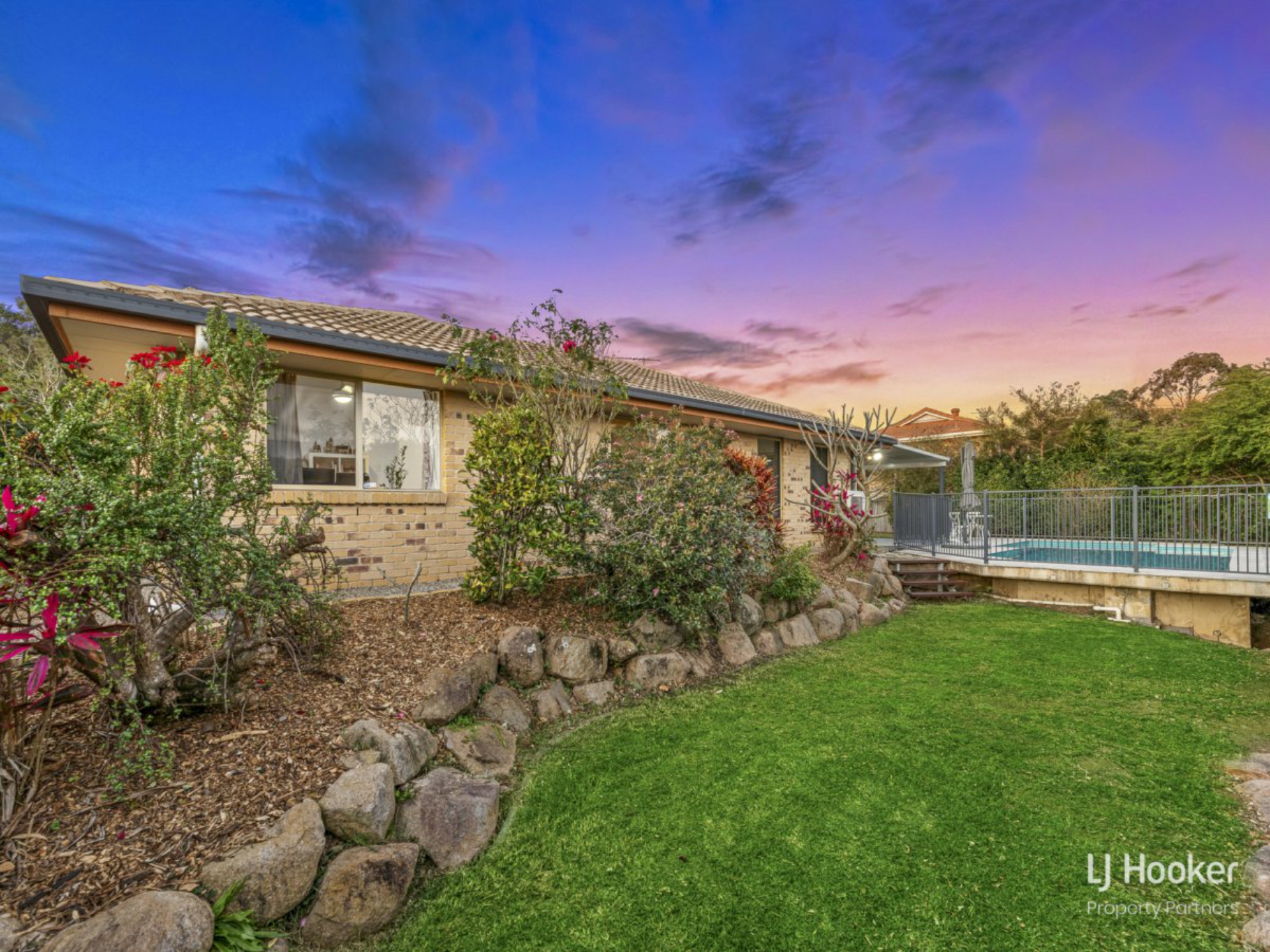 31 Gagarra Street, EIGHT MILE PLAINS