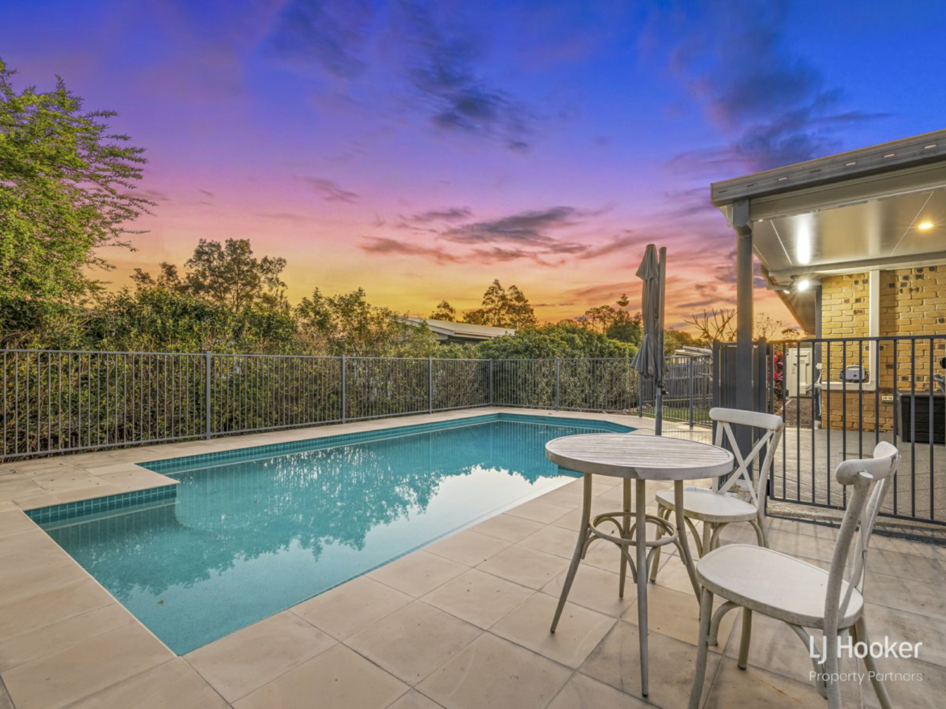 31 Gagarra Street, EIGHT MILE PLAINS