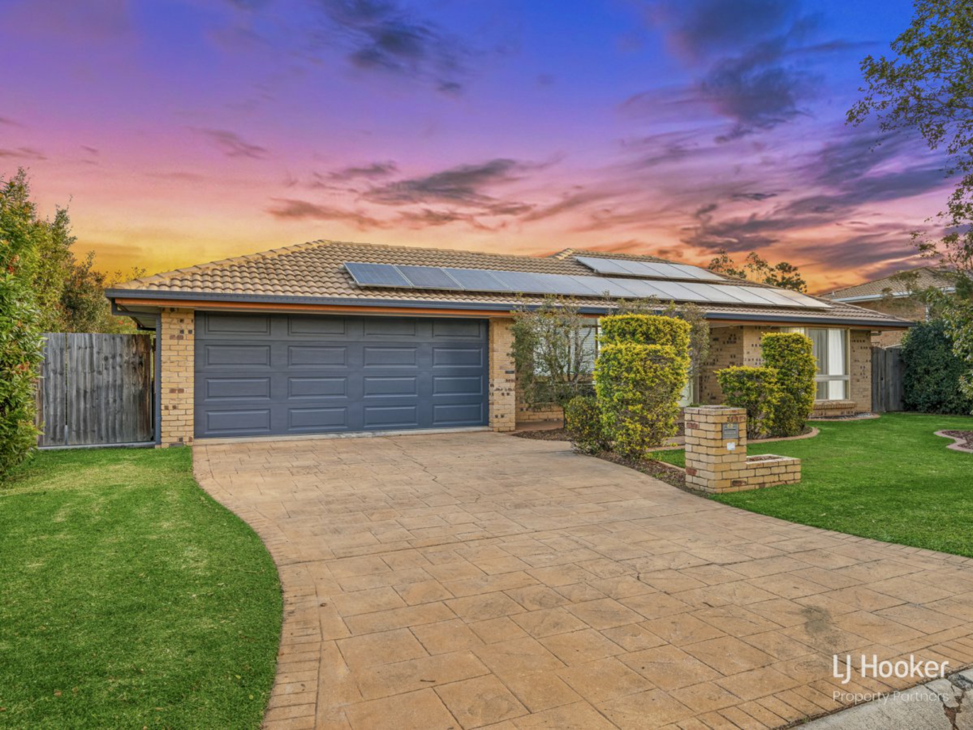 31 Gagarra Street, EIGHT MILE PLAINS
