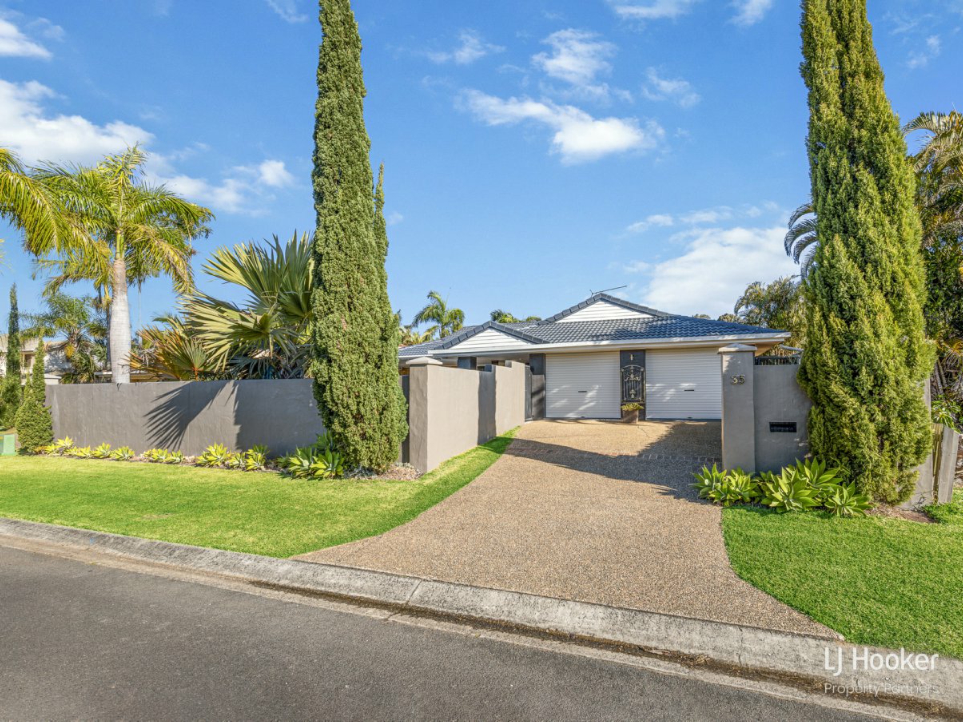 35 Ingluna Circuit, Eight Mile Plains