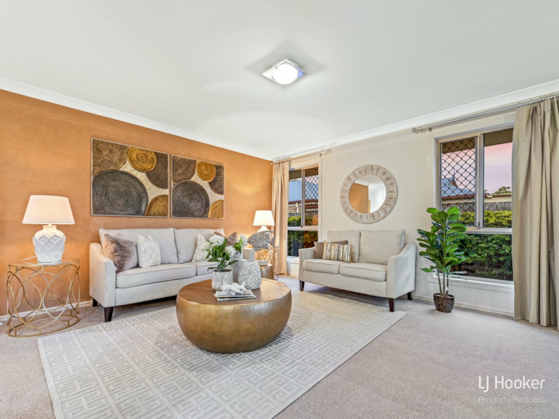 6 Michigan Crescent, PARKINSON