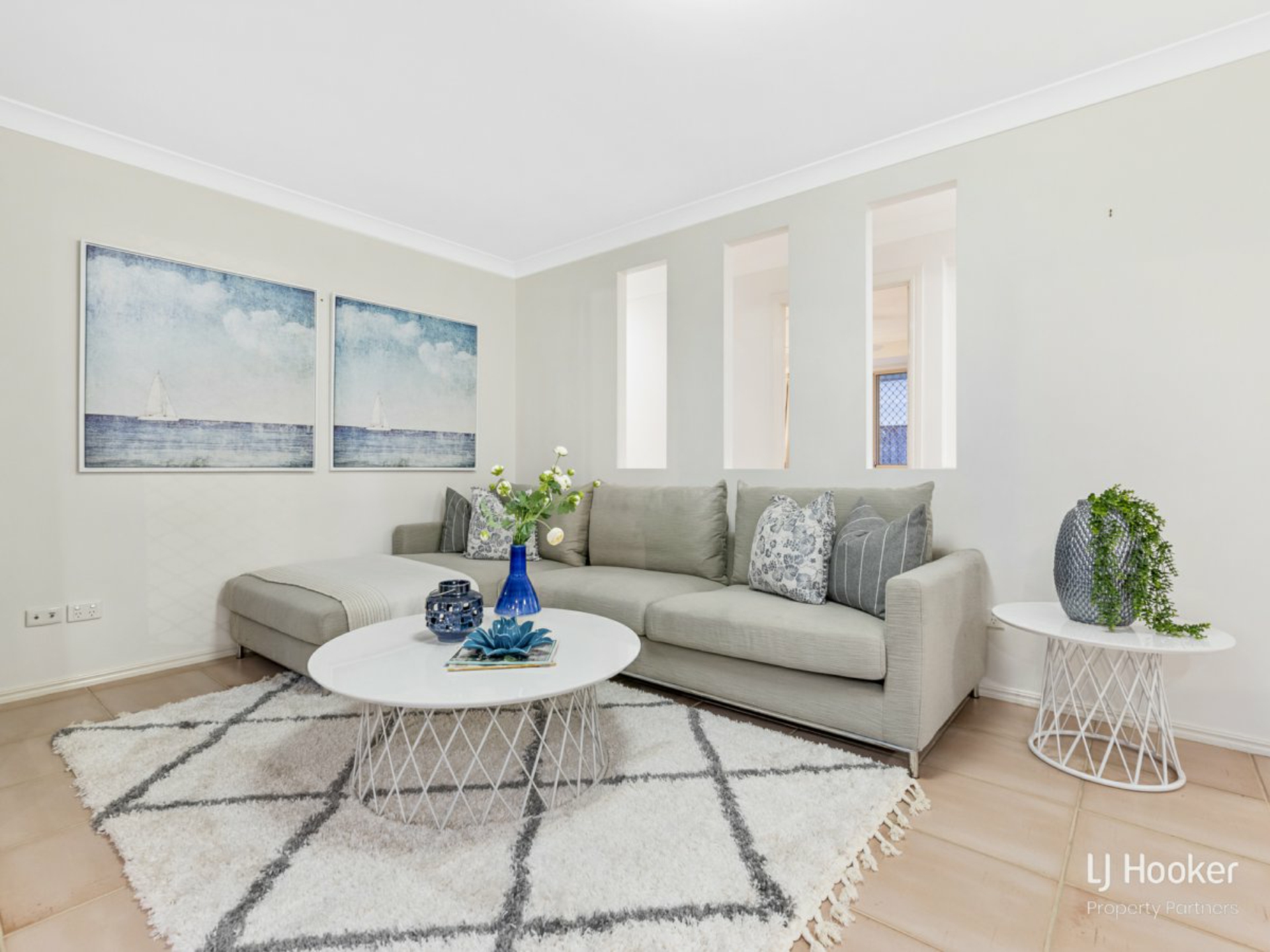 6 Michigan Crescent, PARKINSON