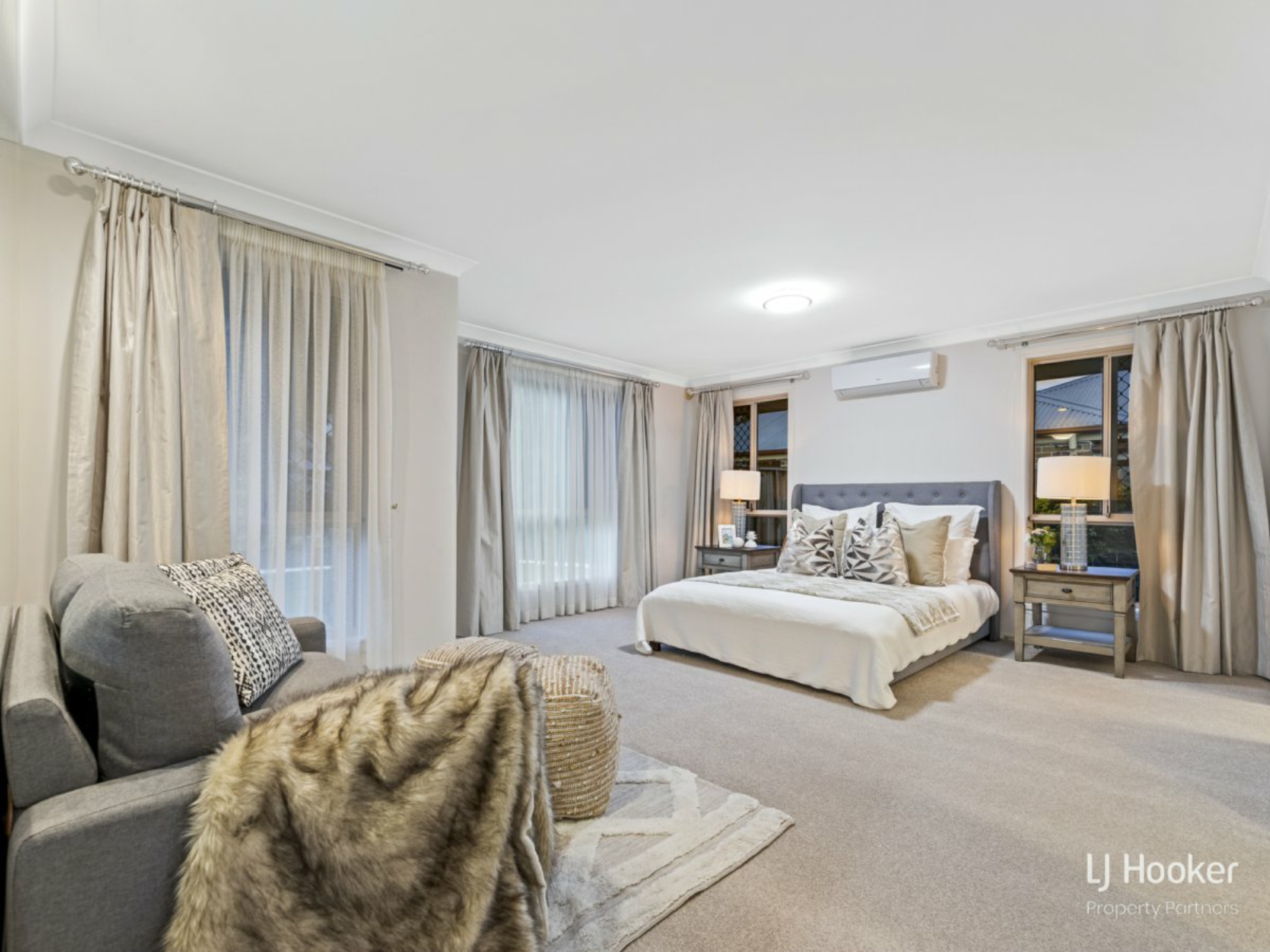 6 Michigan Crescent, PARKINSON