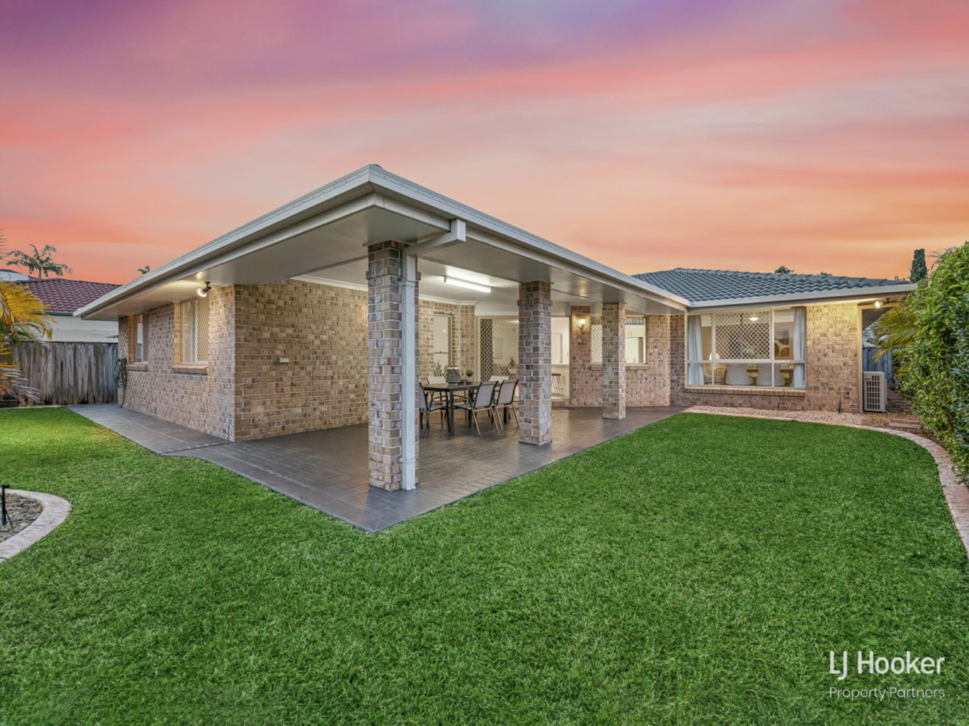 6 Michigan Crescent, PARKINSON