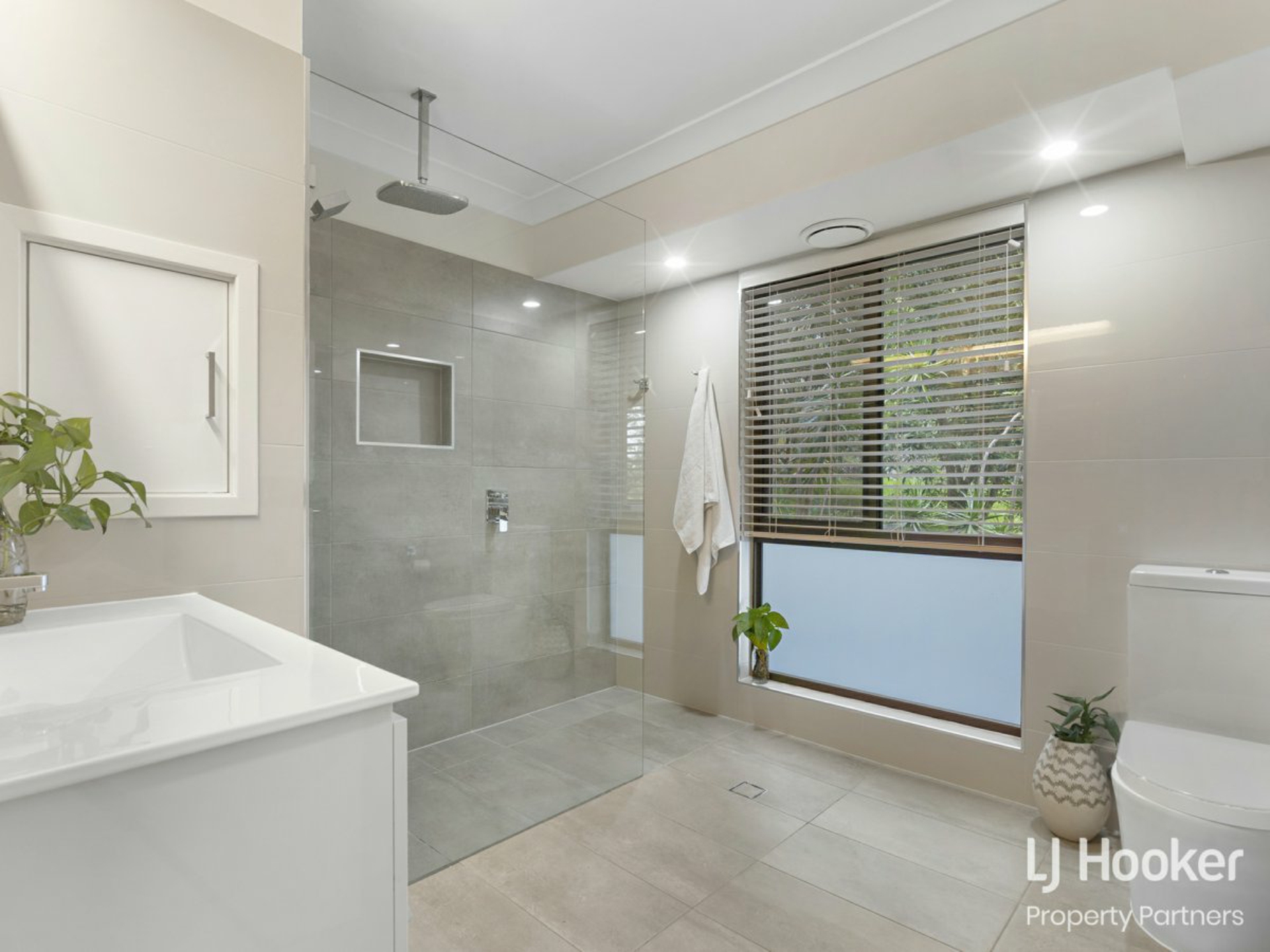 4A La Senda Court, SPRINGWOOD