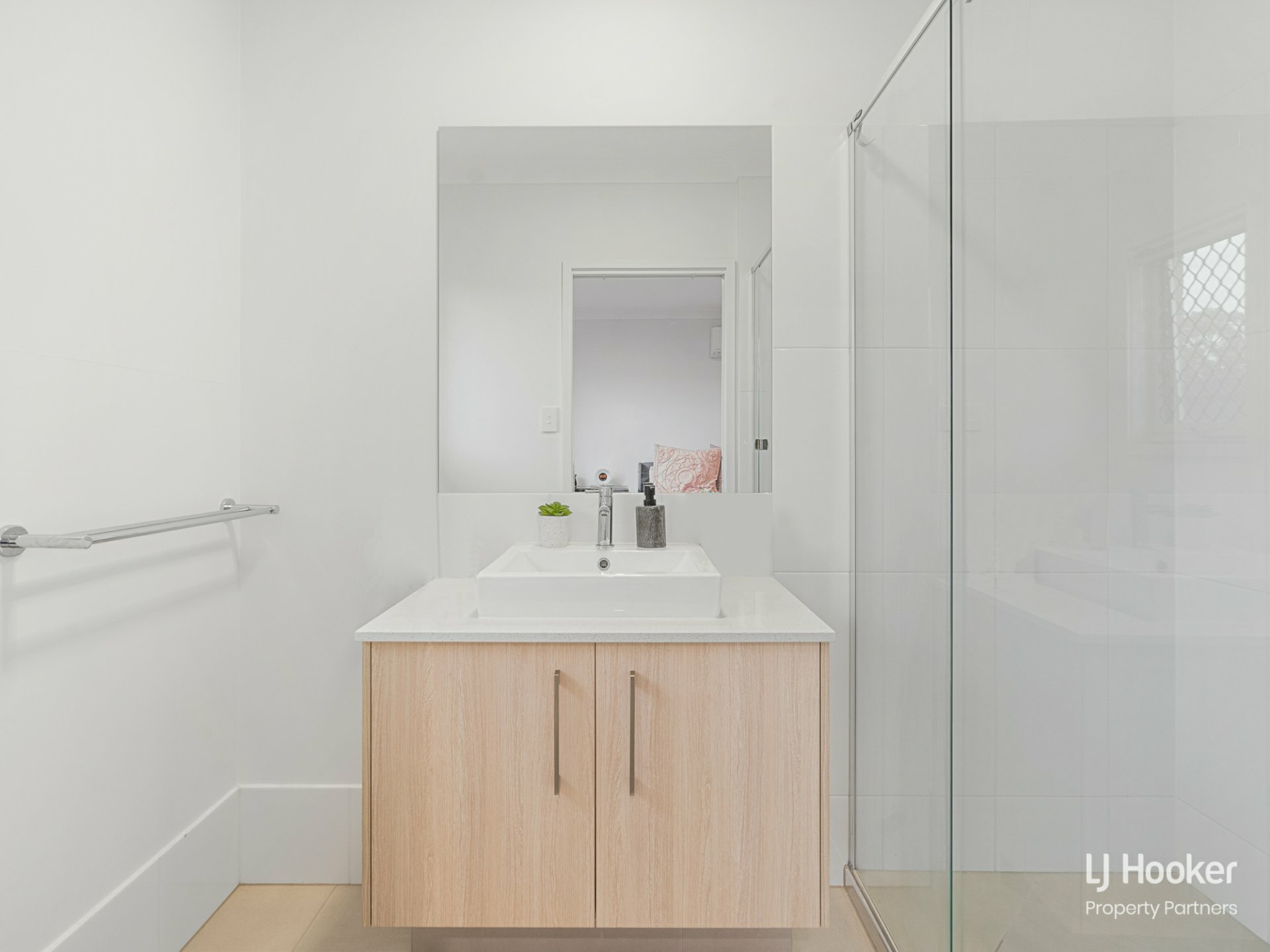 11 Elegans Street, PALLARA