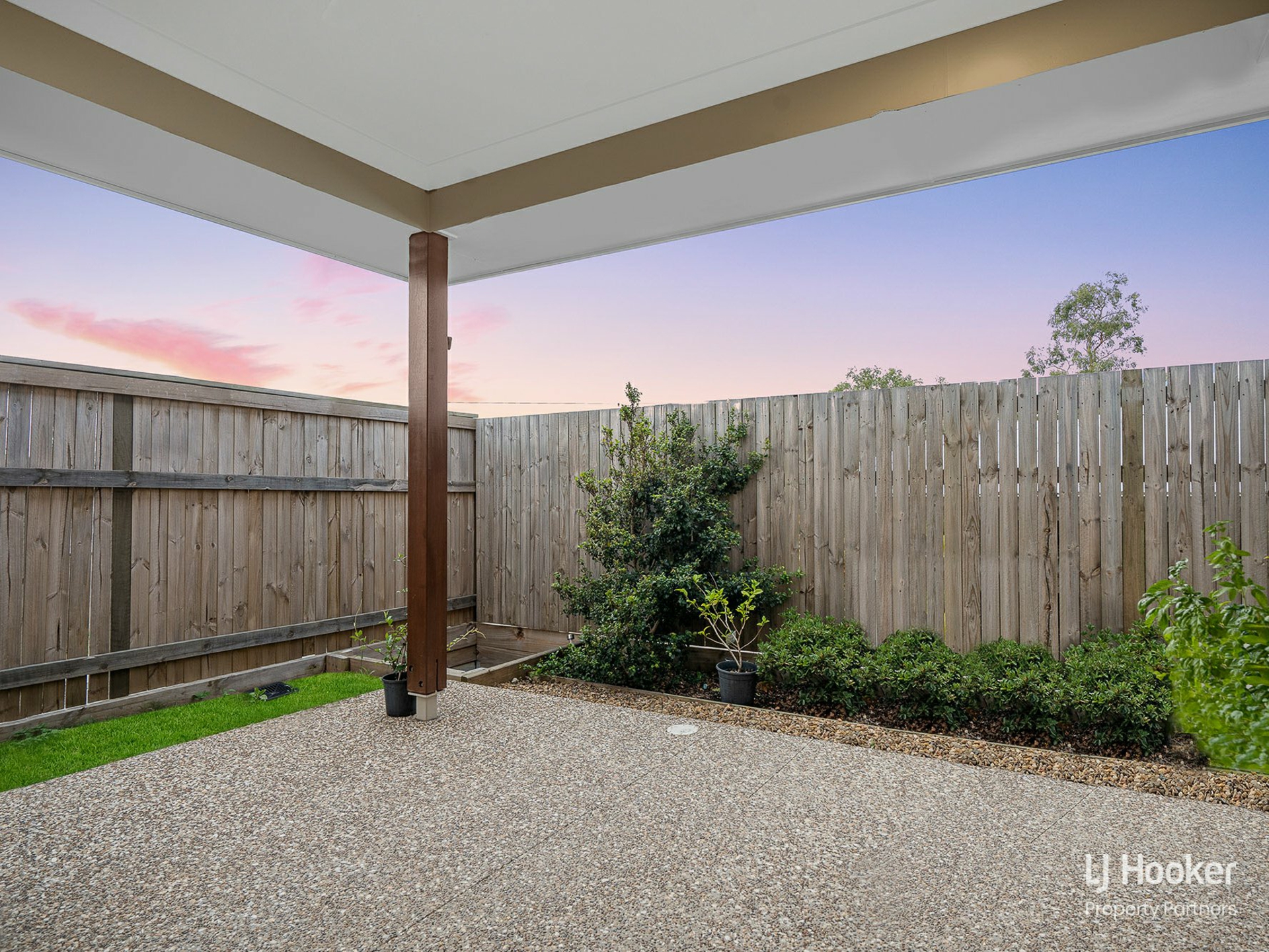 11 Elegans Street, PALLARA