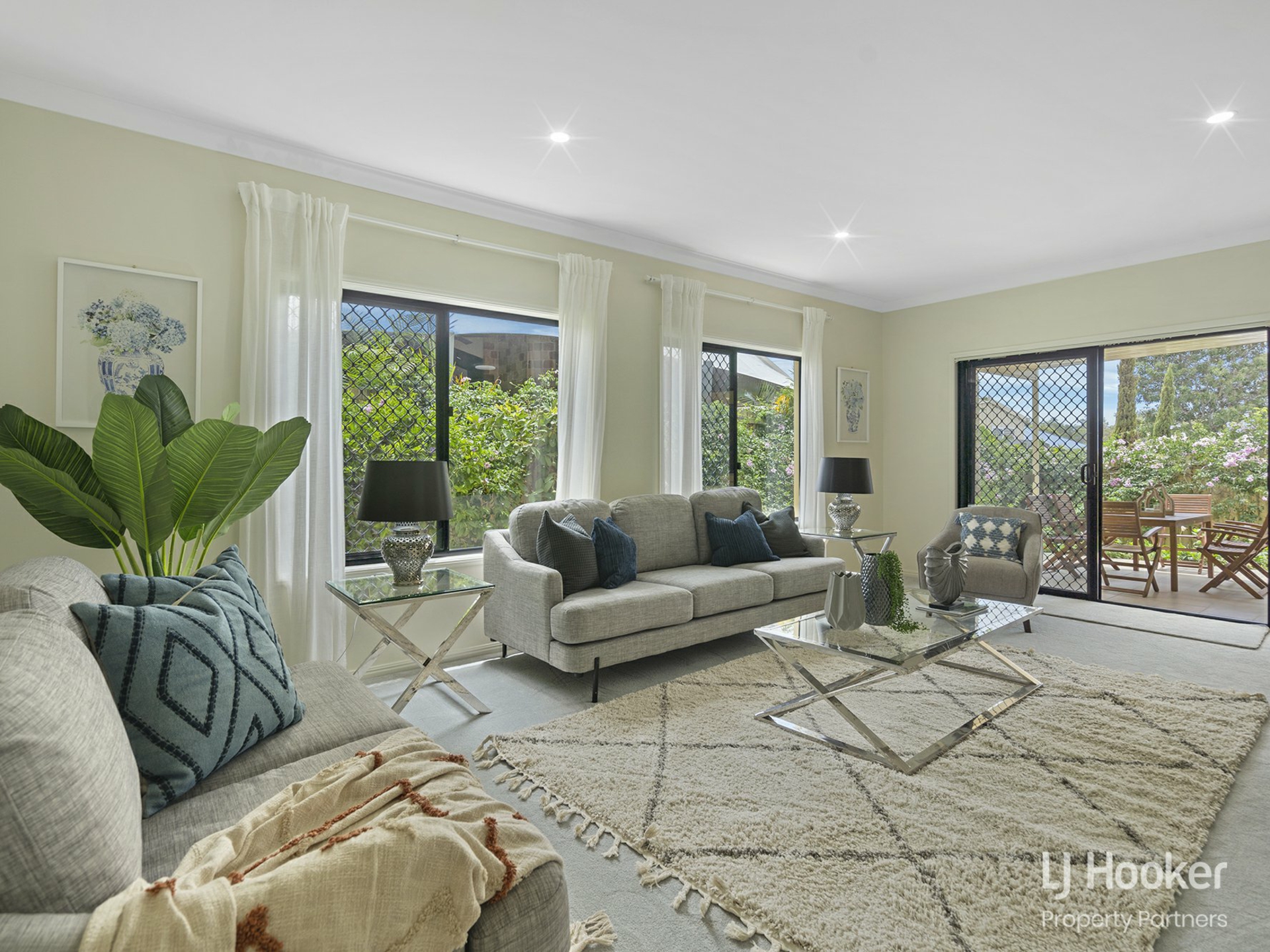 85 Admiral Crescent, SPRINGFIELD LAKES